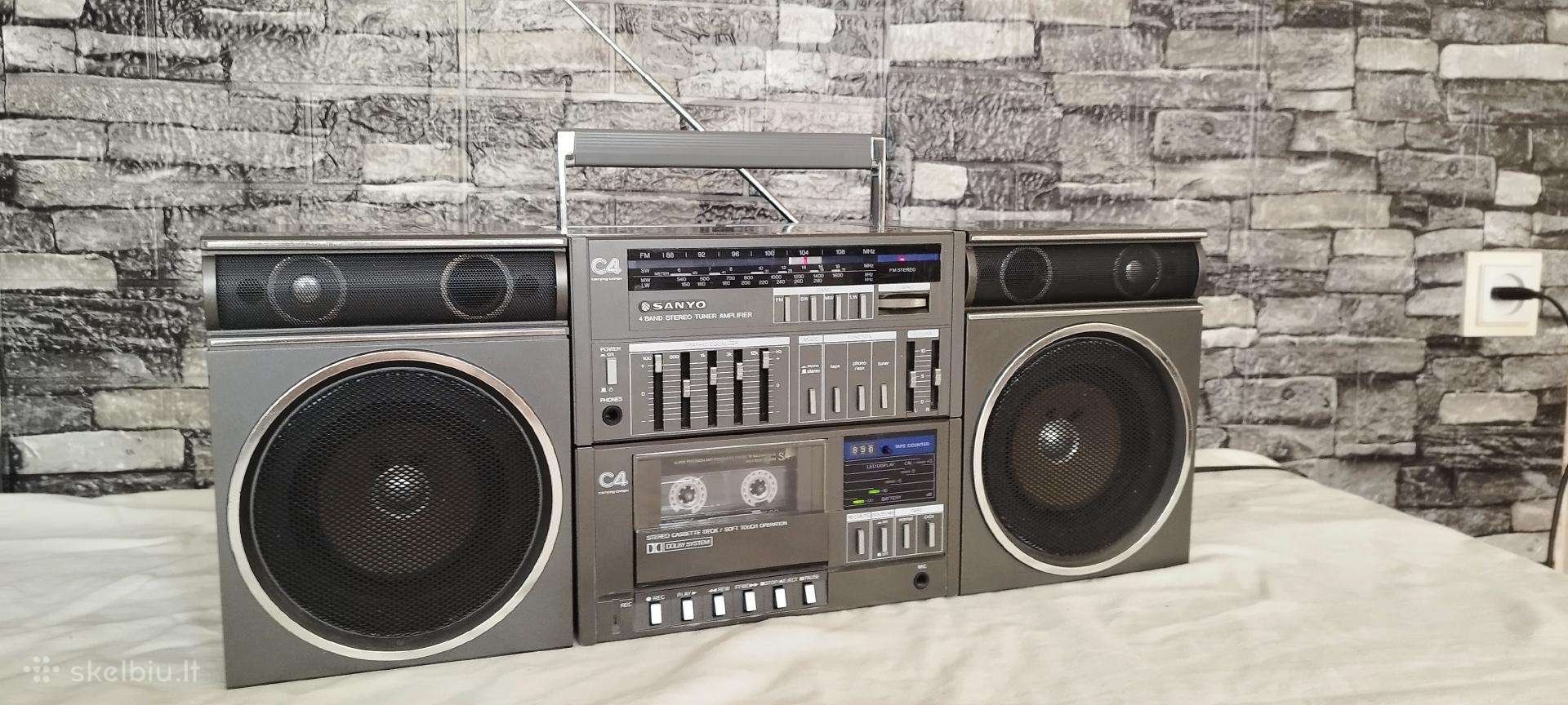 Sanyo C4r