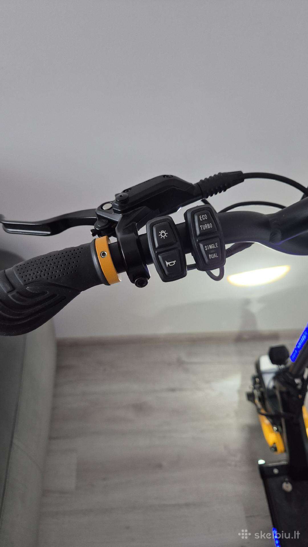 Electric scooter Beaster