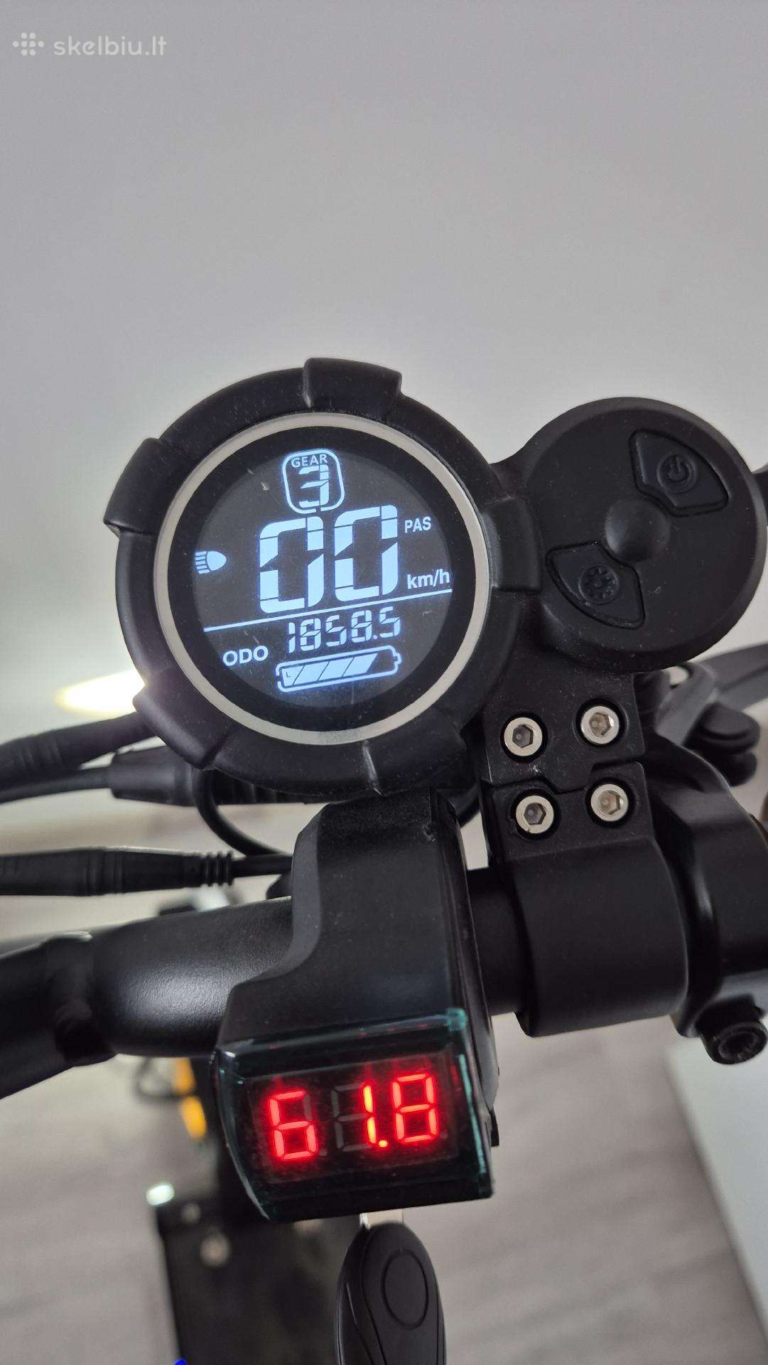 Electric scooter Beaster