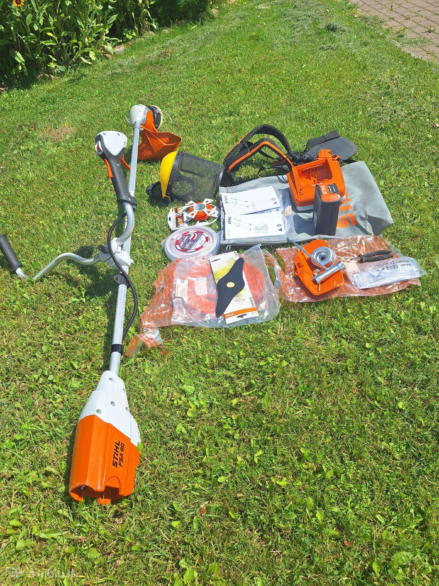 Parduodamas Stihl Fsa 90 R Pro komplektas