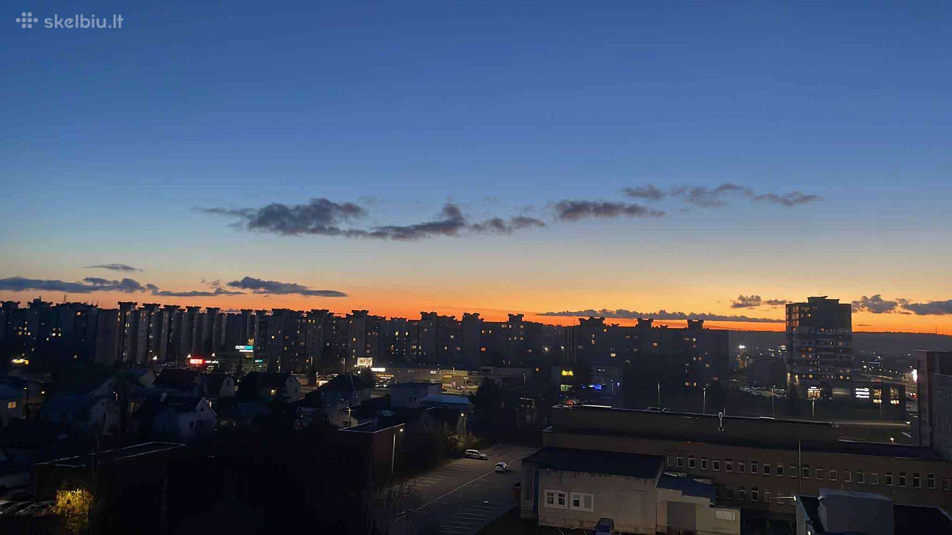 4 kambarių butas su panorama!