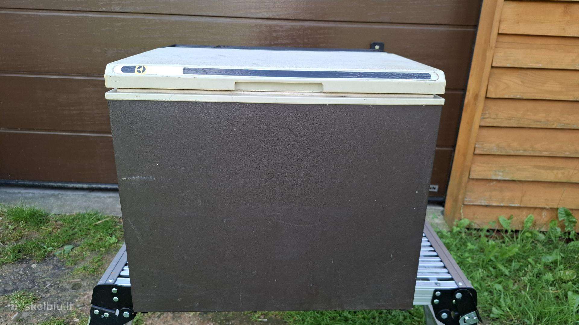 „electrolux“ nešiojamas trijų režimų šaldytuvas