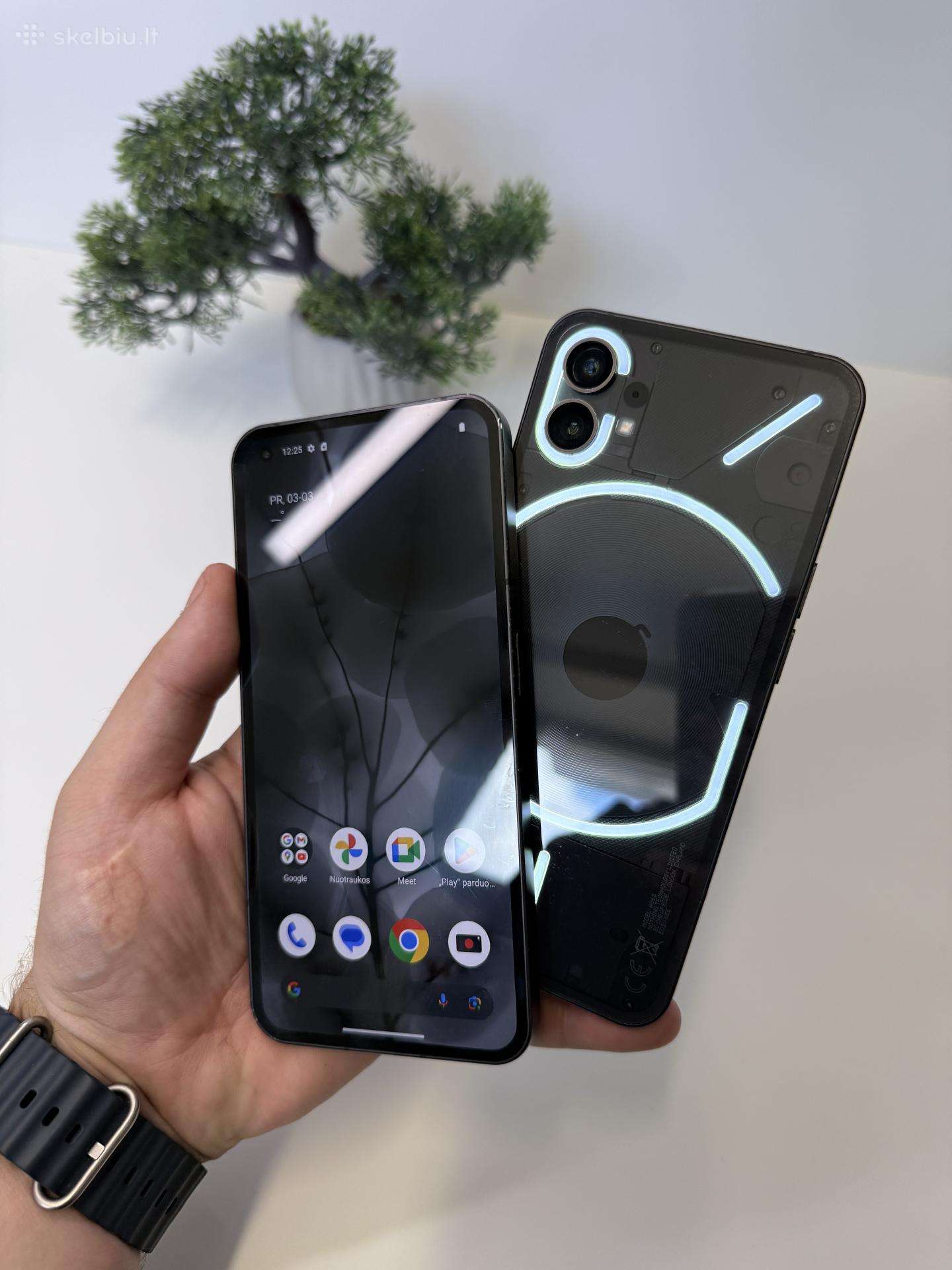 Nothing Phone