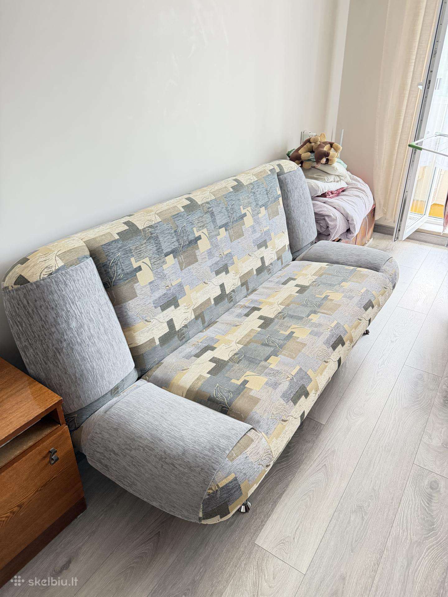 Sofa ir spinta