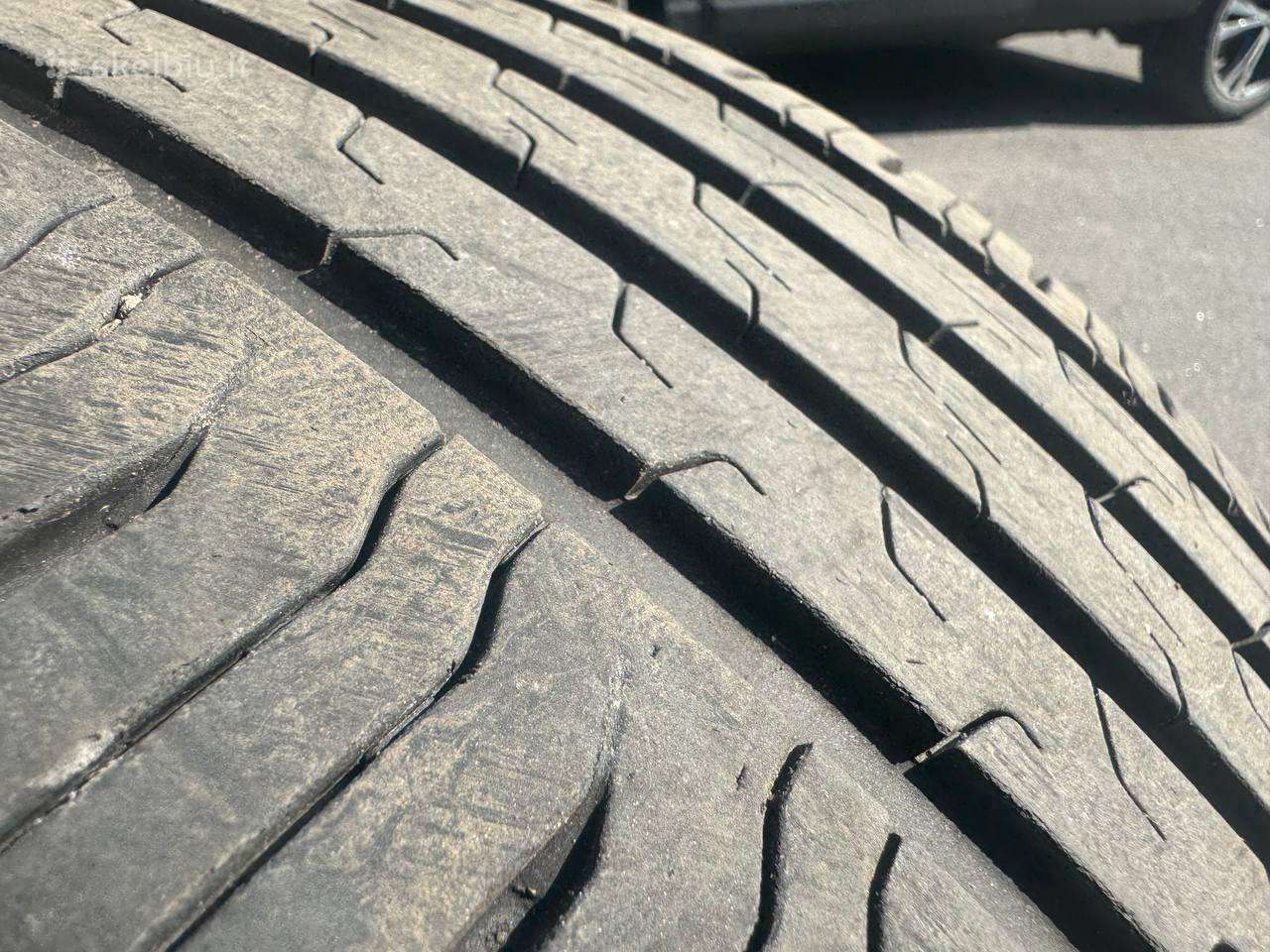Continental, summer 245/45 R18