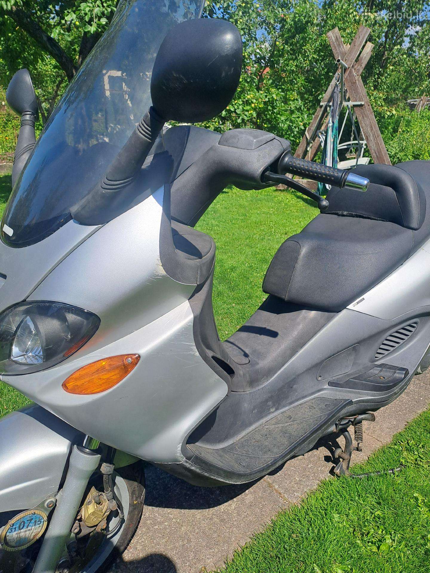 Piaggio X9 125cc, scooters / mopeds