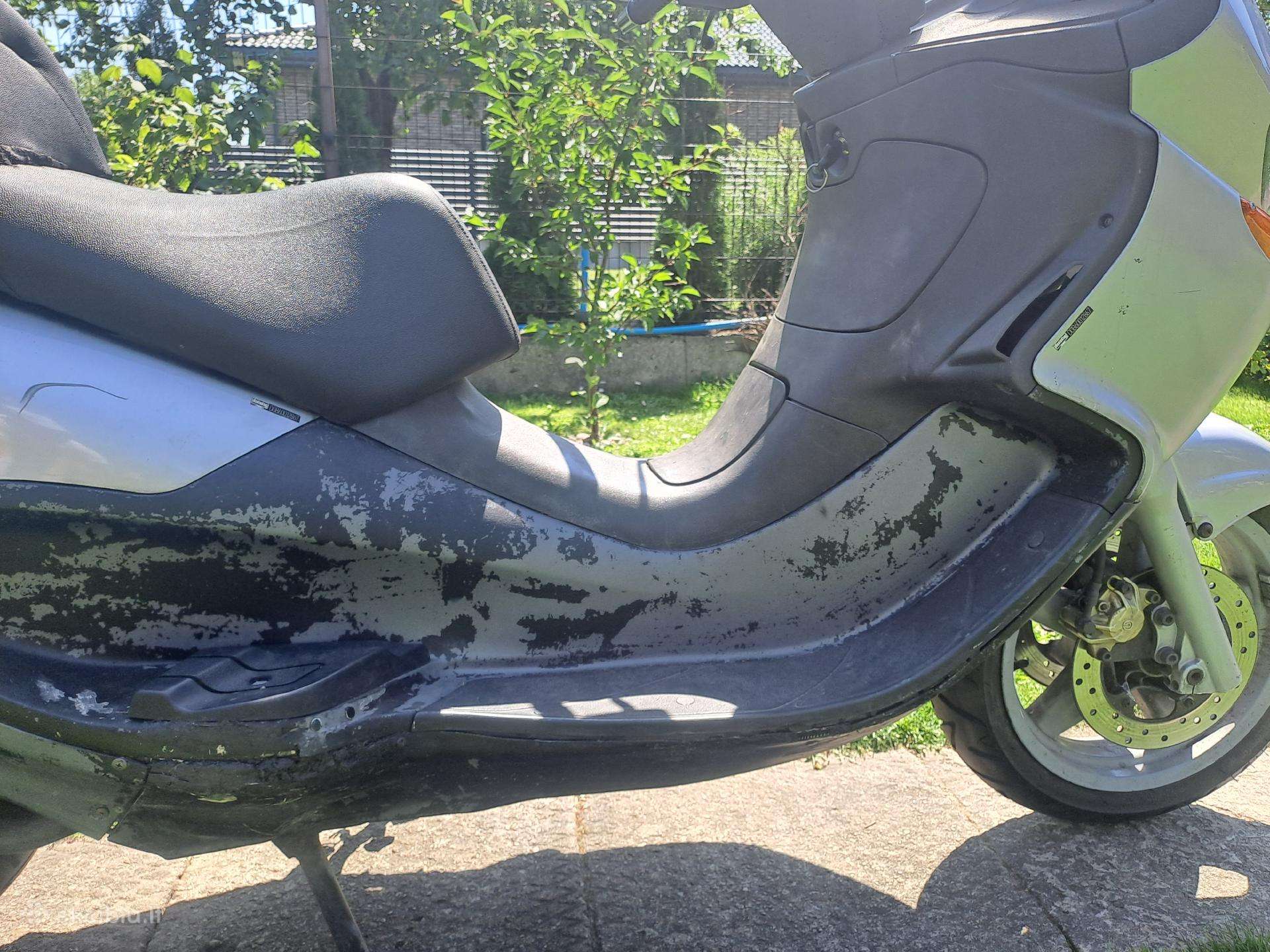 Piaggio X9 125cc, scooters / mopeds