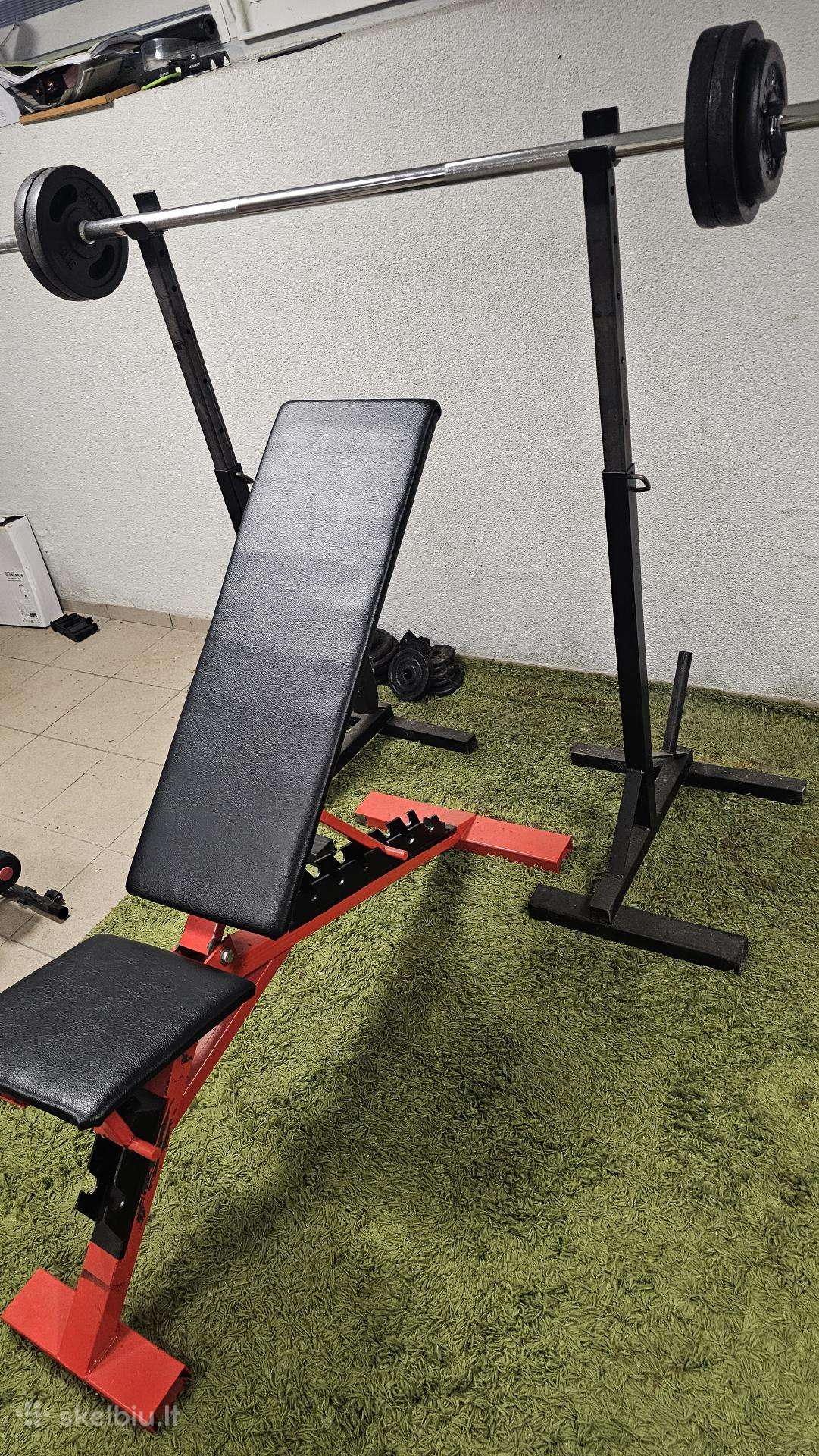Parduodu rimto metalo suoliuka su stanga