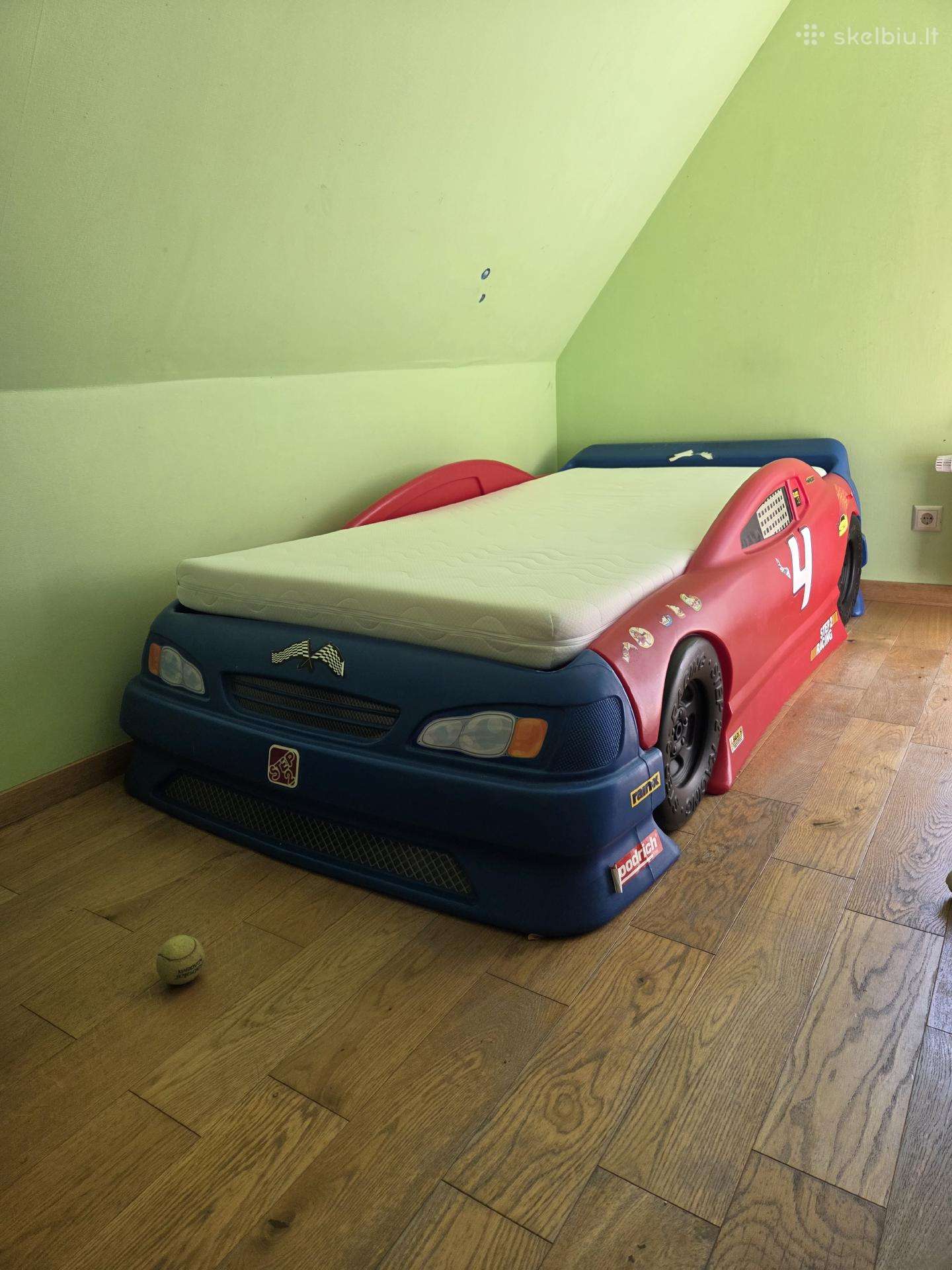 Lova-automobilis