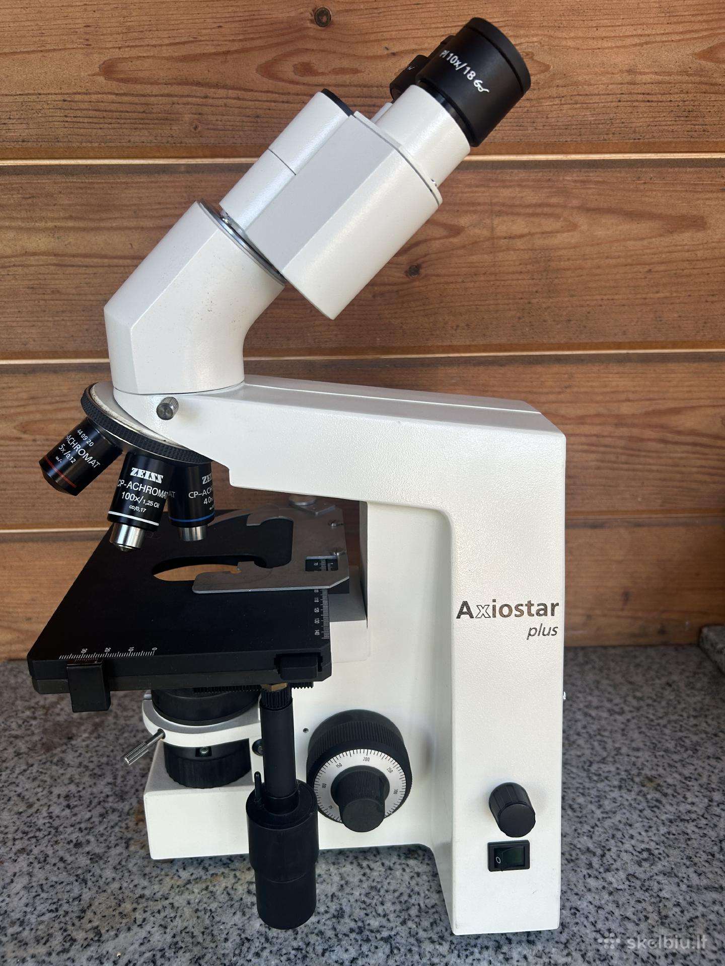 Carl Zeiss Axiostar Plus mikroskopas