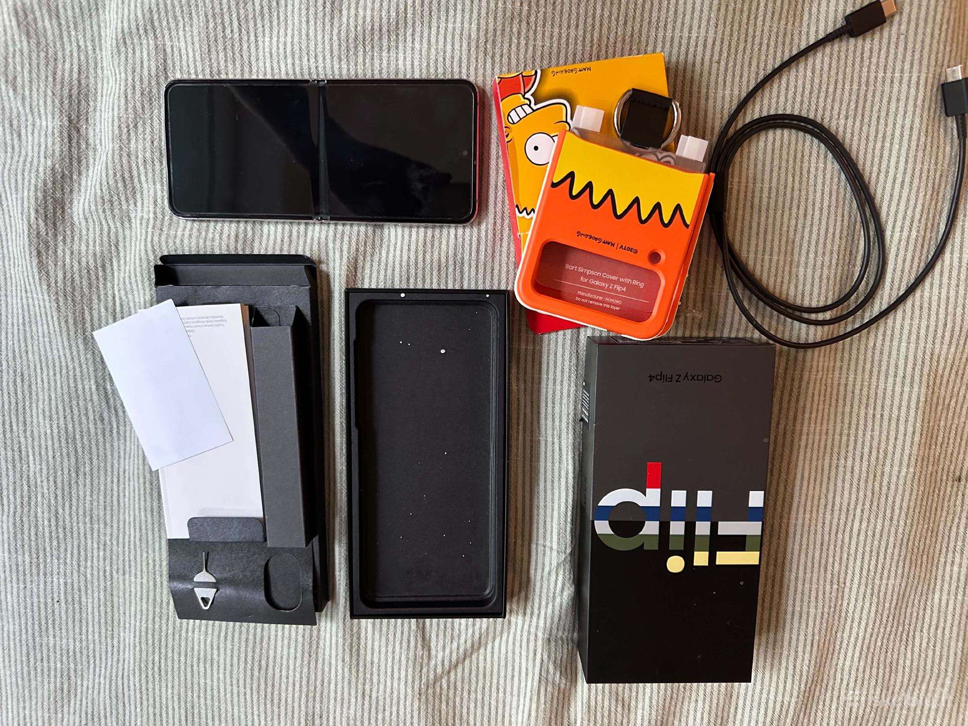 Samsung galaxy Z flip 4 256gb