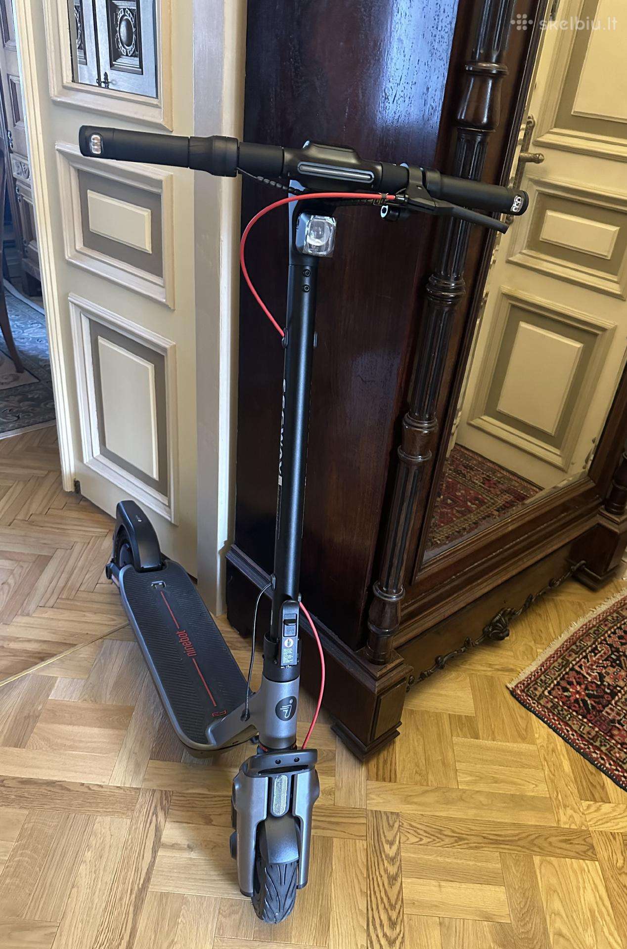 Elektrinis paspirtukas Segway Ninebot F3 E