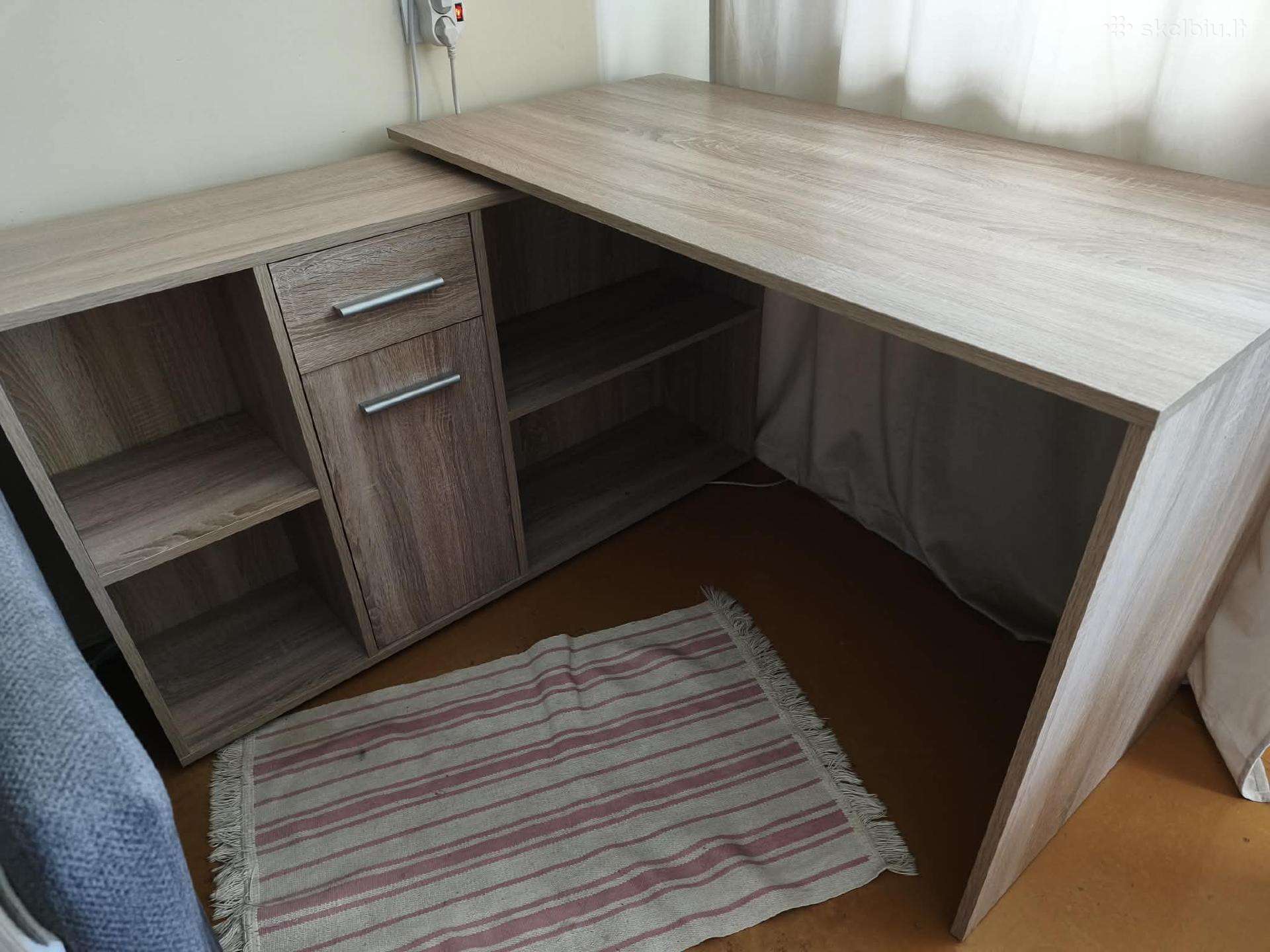 Rašomasis stalas