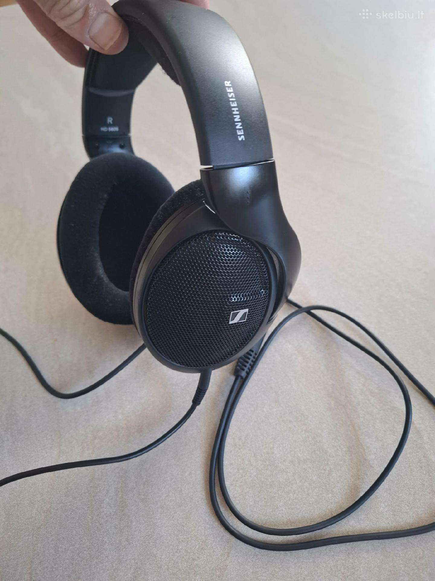 Sennheiser HD 560s
