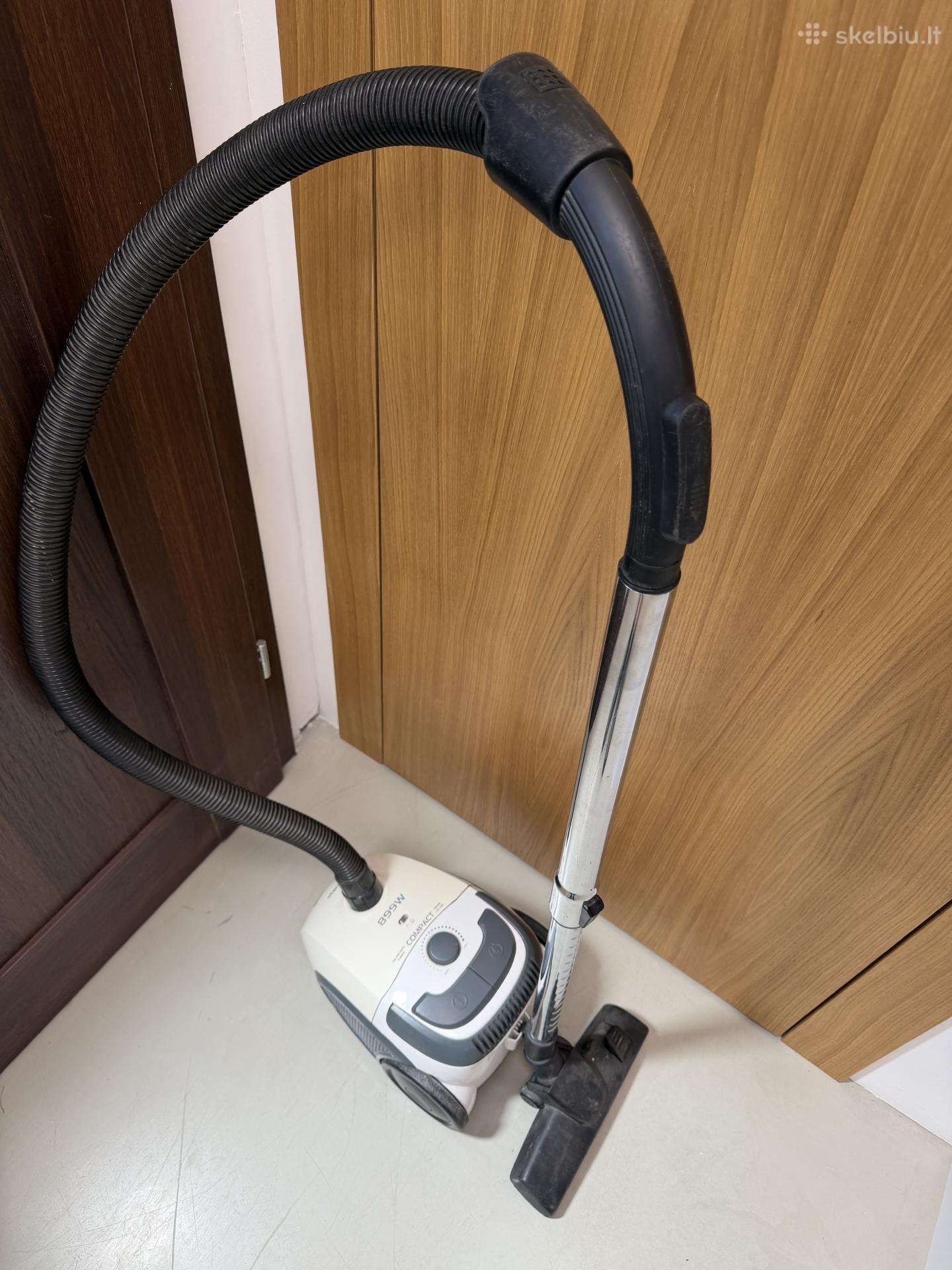 Naudotas dulkių siurblys Standart Kpa09e-10, 899 W