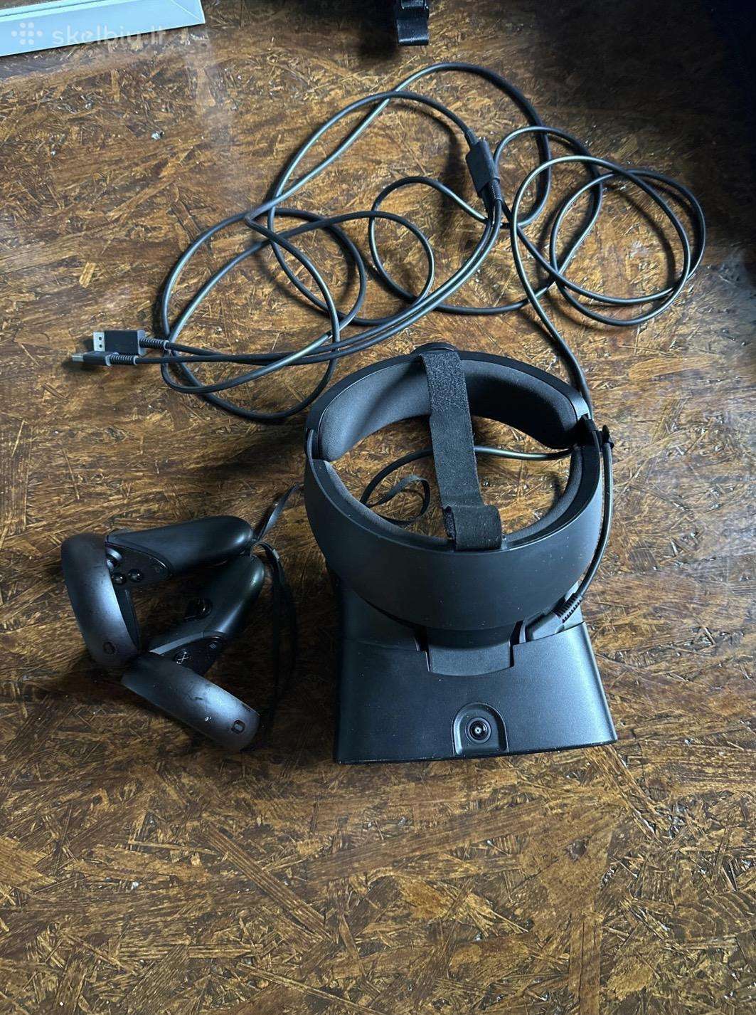 Parduodu oculus rift s vr akinius