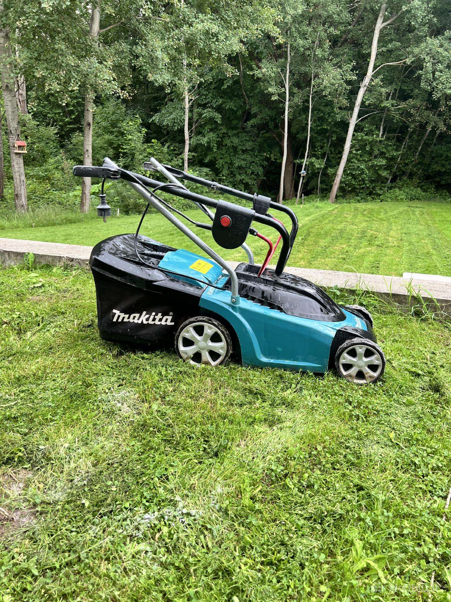 Makita Elm3311
