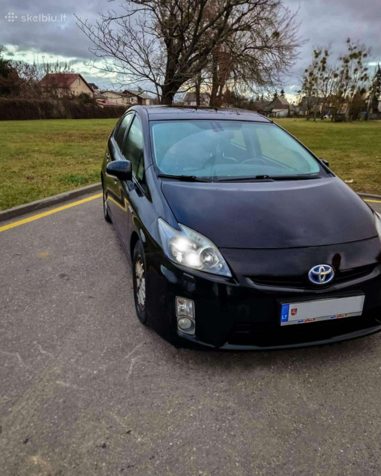 Toyota prius nuoma