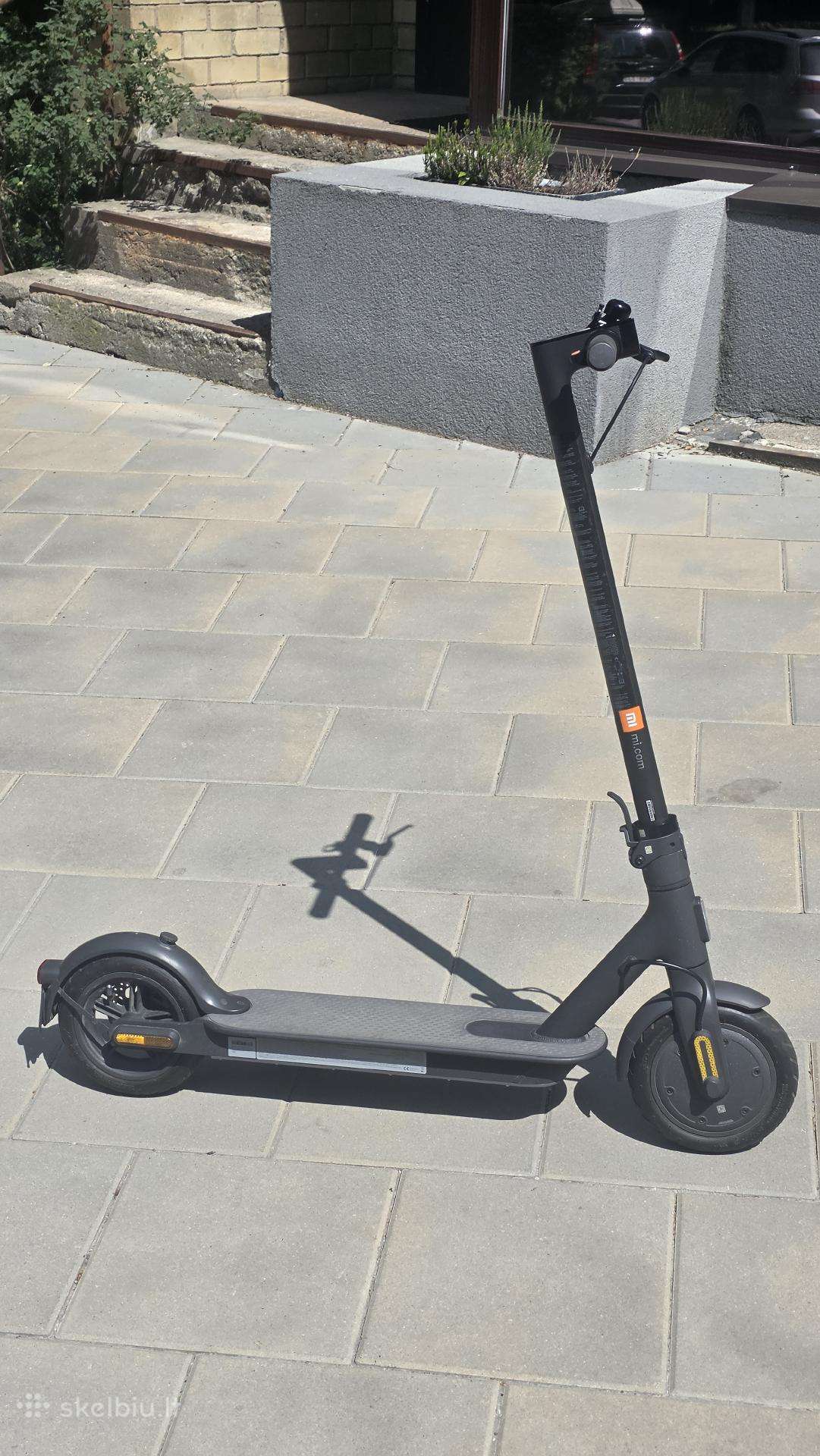 Xiaomi Mi Electric Scooter Essential – apynaujis