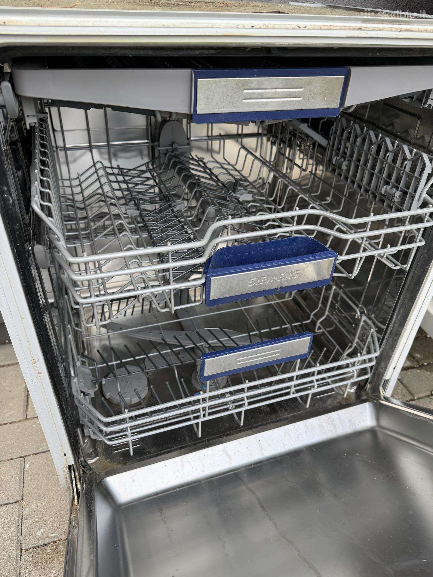 Naudota indaplovė. Viskas veikia gerai.