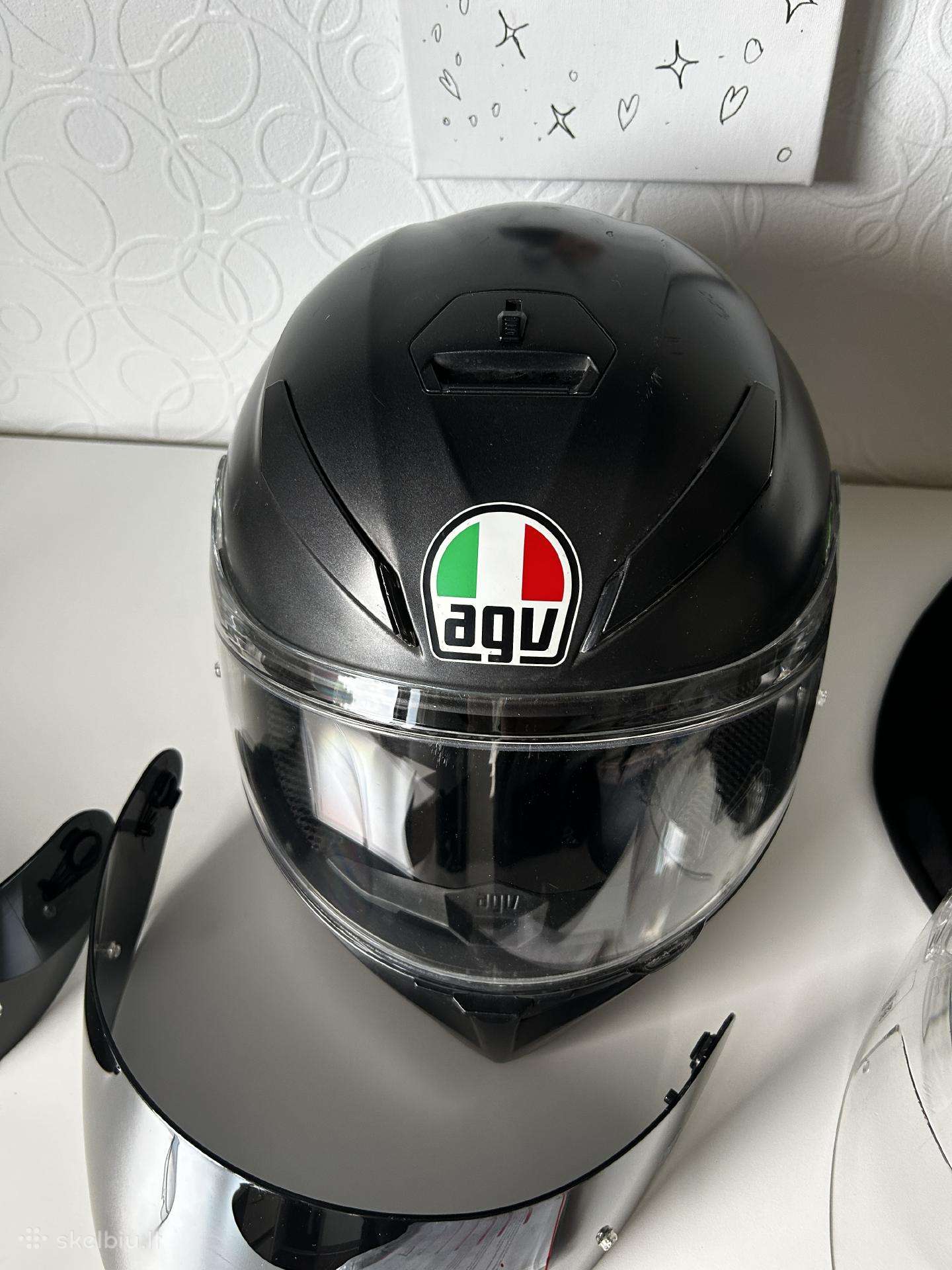 Agv k3 motociklininko šalmas su daug priedu