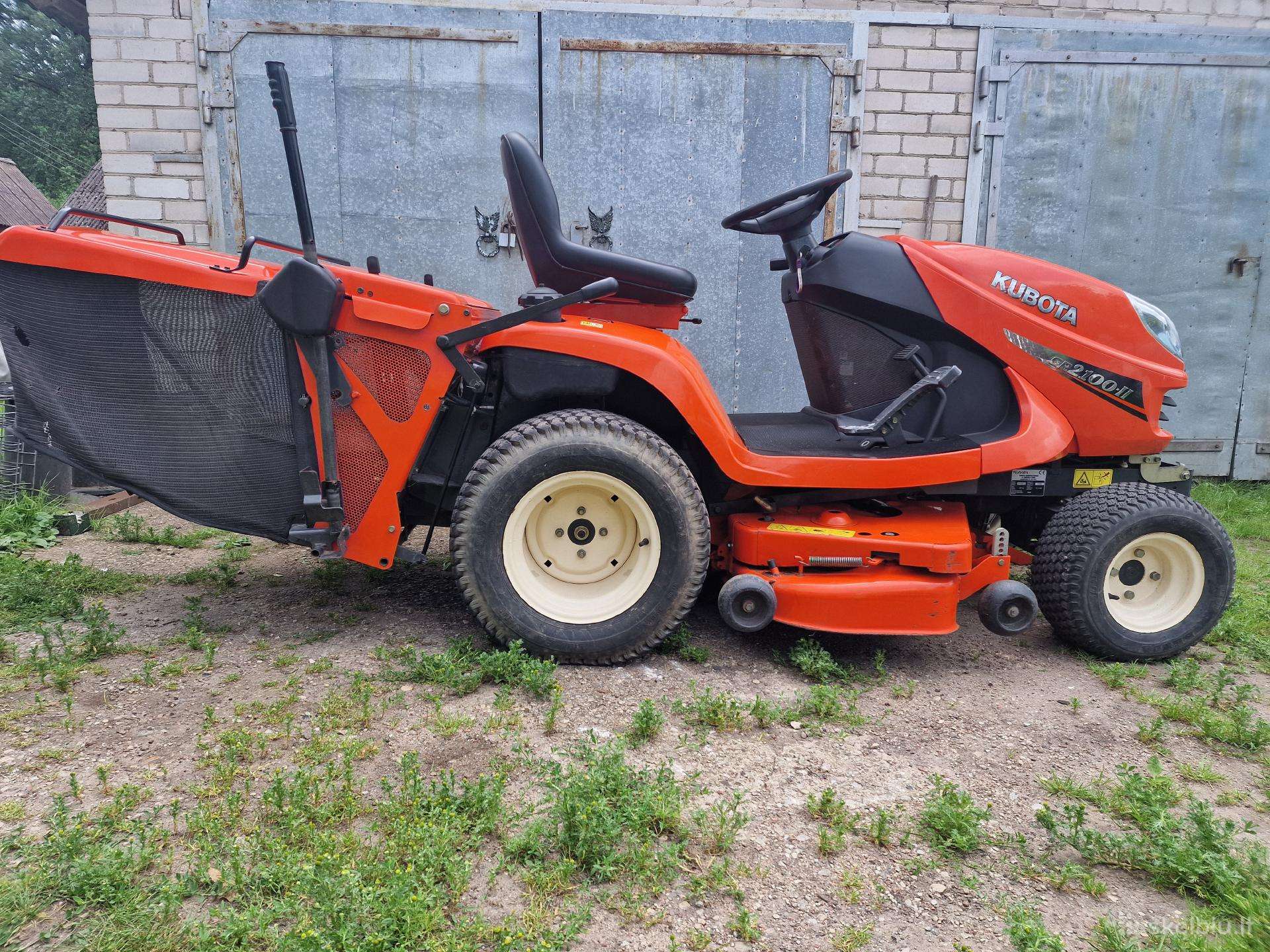 Husqvarna, Kubota, Cub Cadet, John Deere
