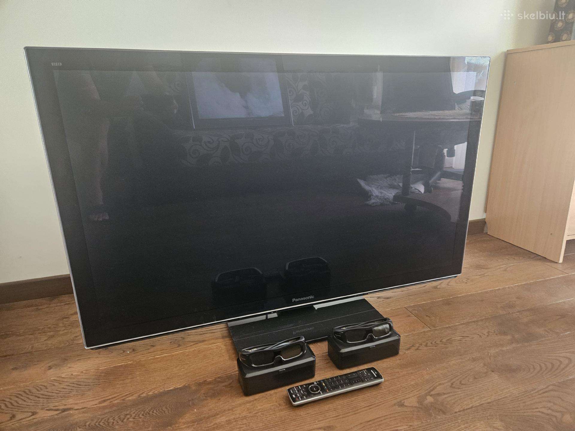 Parduodamas pmazminis Panasonic 50" televizorius