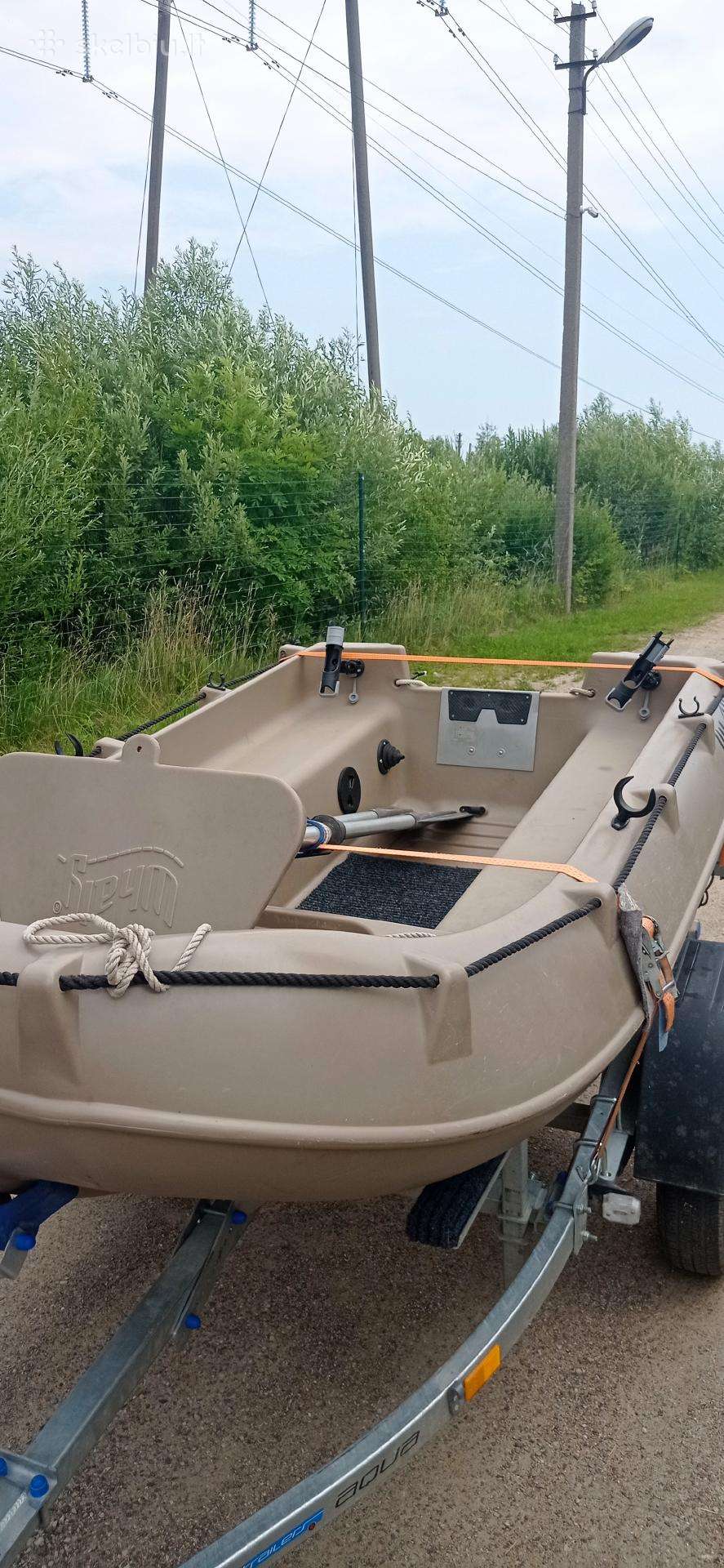 Olandija, plastic boats