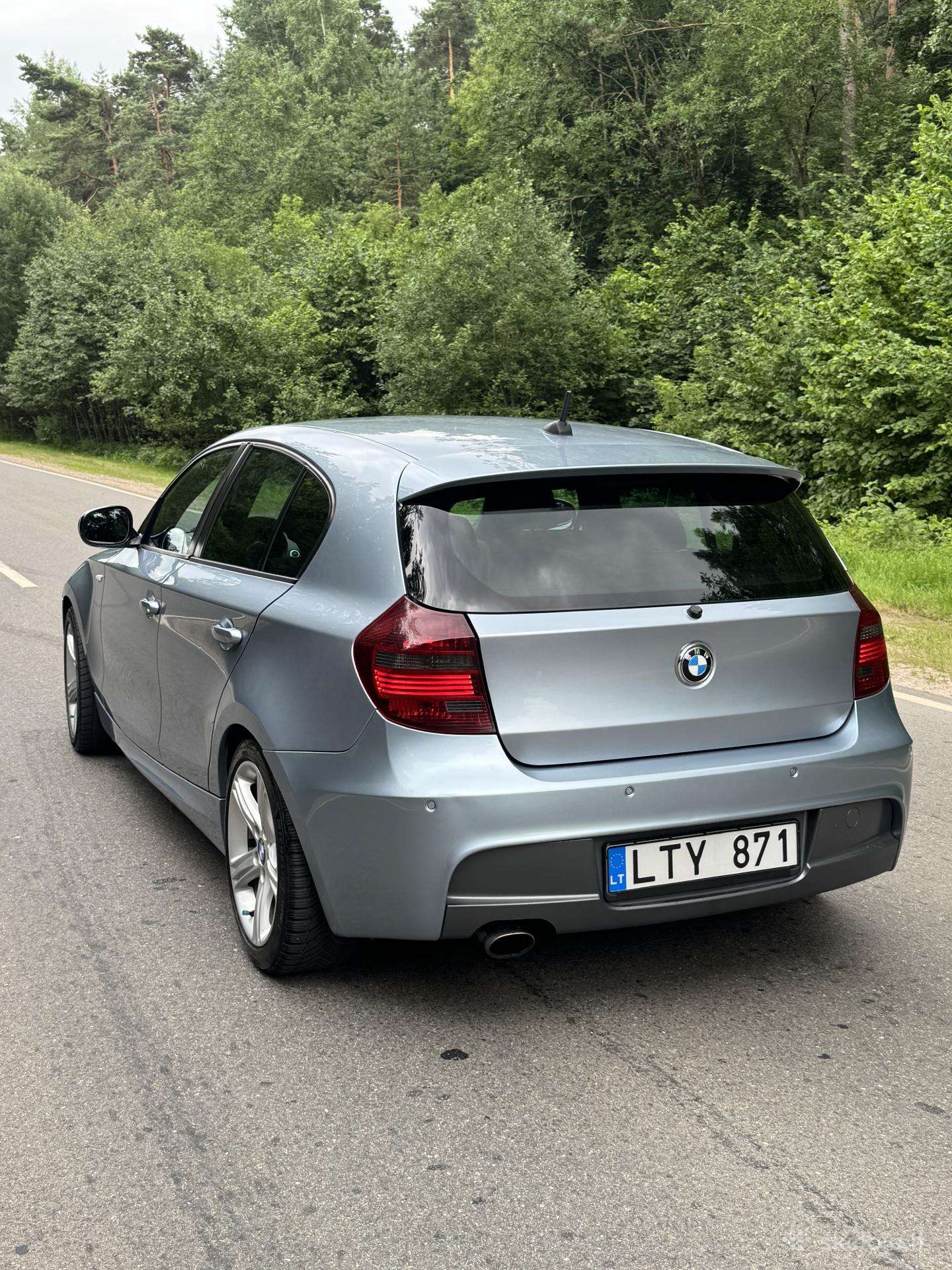 BMW 123, 2.0 l., hatchback