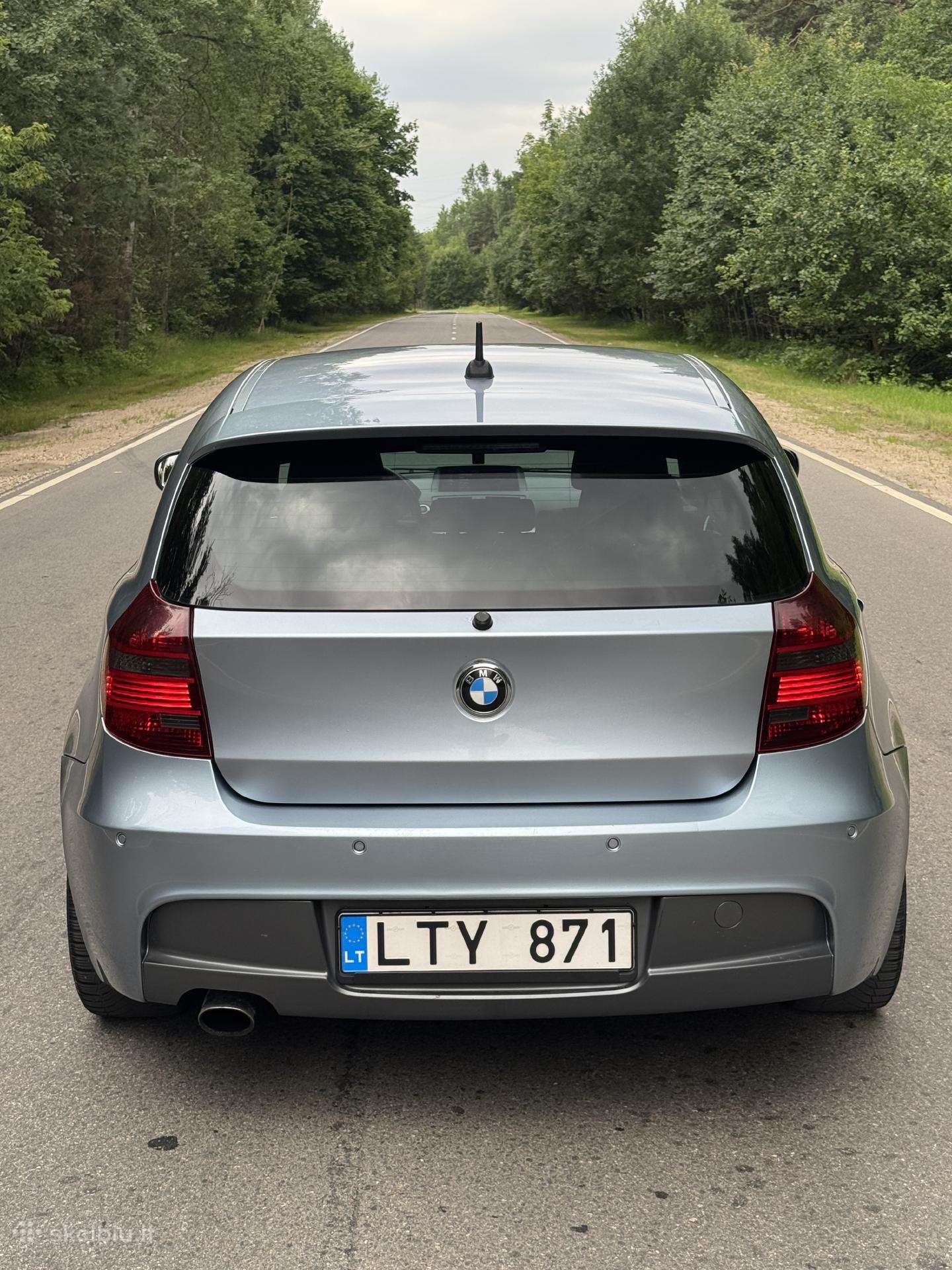BMW 123, 2.0 l., hatchback