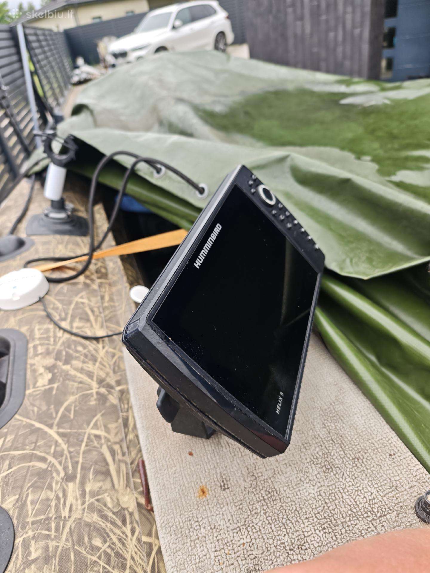 Humminbird helix 9
