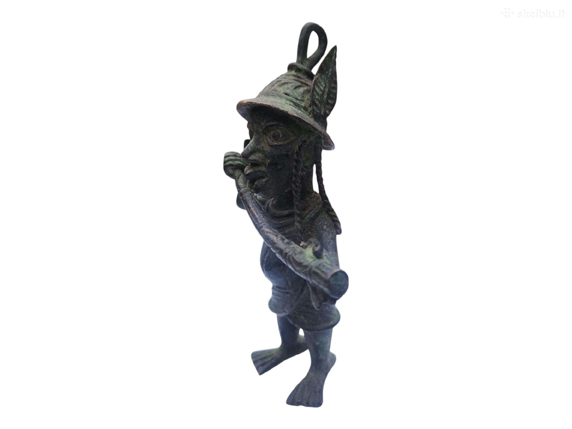 Africa bronze art statue