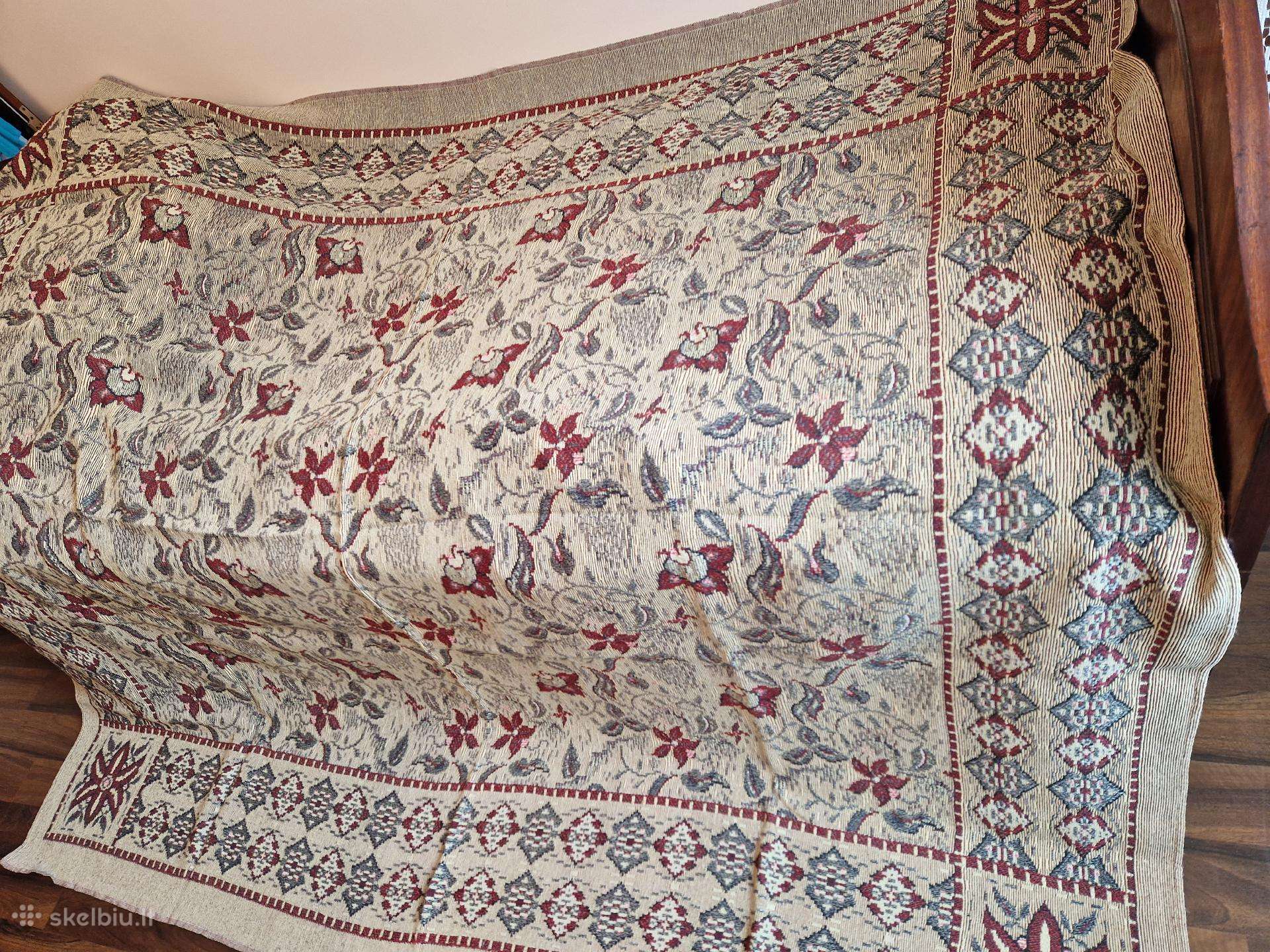 Lovatiesė, lovos užtiesalas, kapa 200x185