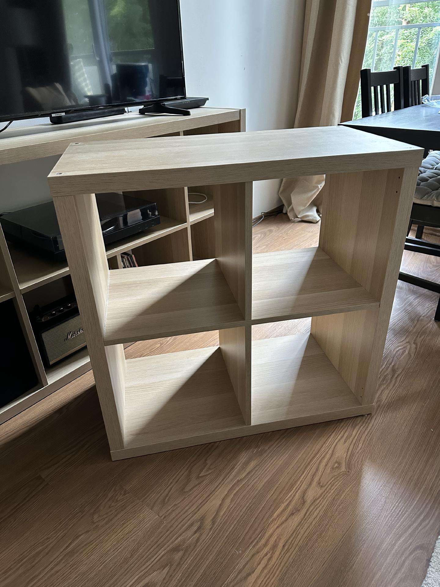 Parduodama Ikea Kallax lentyna.