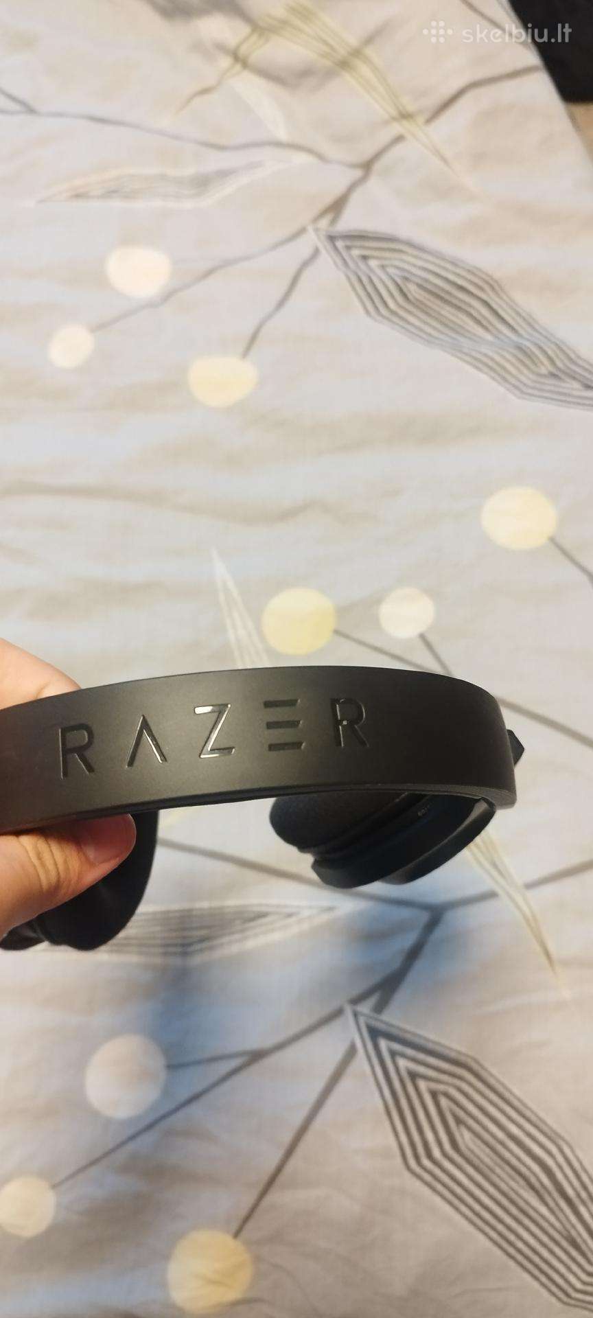 Parduodu gaming ausines Razer barracuda X