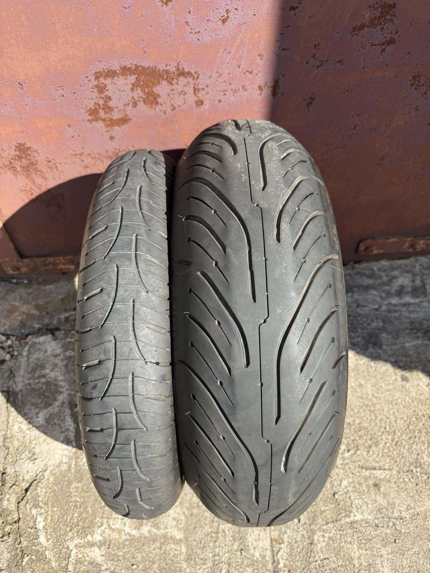 Michelin Pilot Road 4 GT padangų komplektas