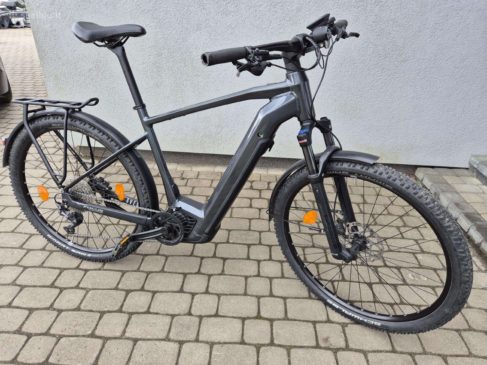 Focus Aventura 2 e-bike su Bosch varikliu