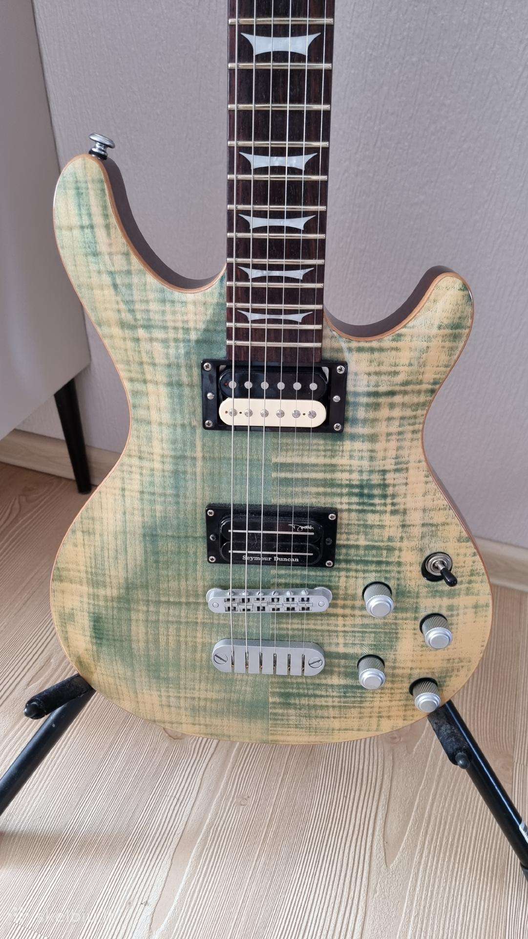 Dean Icon Flame Top (Faded Denim) el gitara