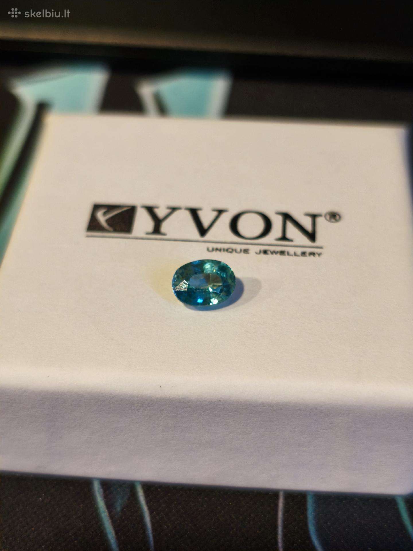 Natūralus mėlynas cyrkonas 1.37 ct su sertifikatu!