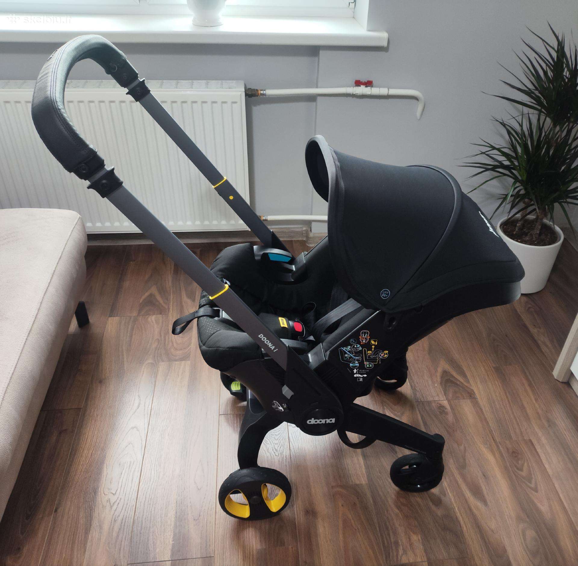"Donna i" automobilinė kėdutė ir vežimėlis 2 in1.