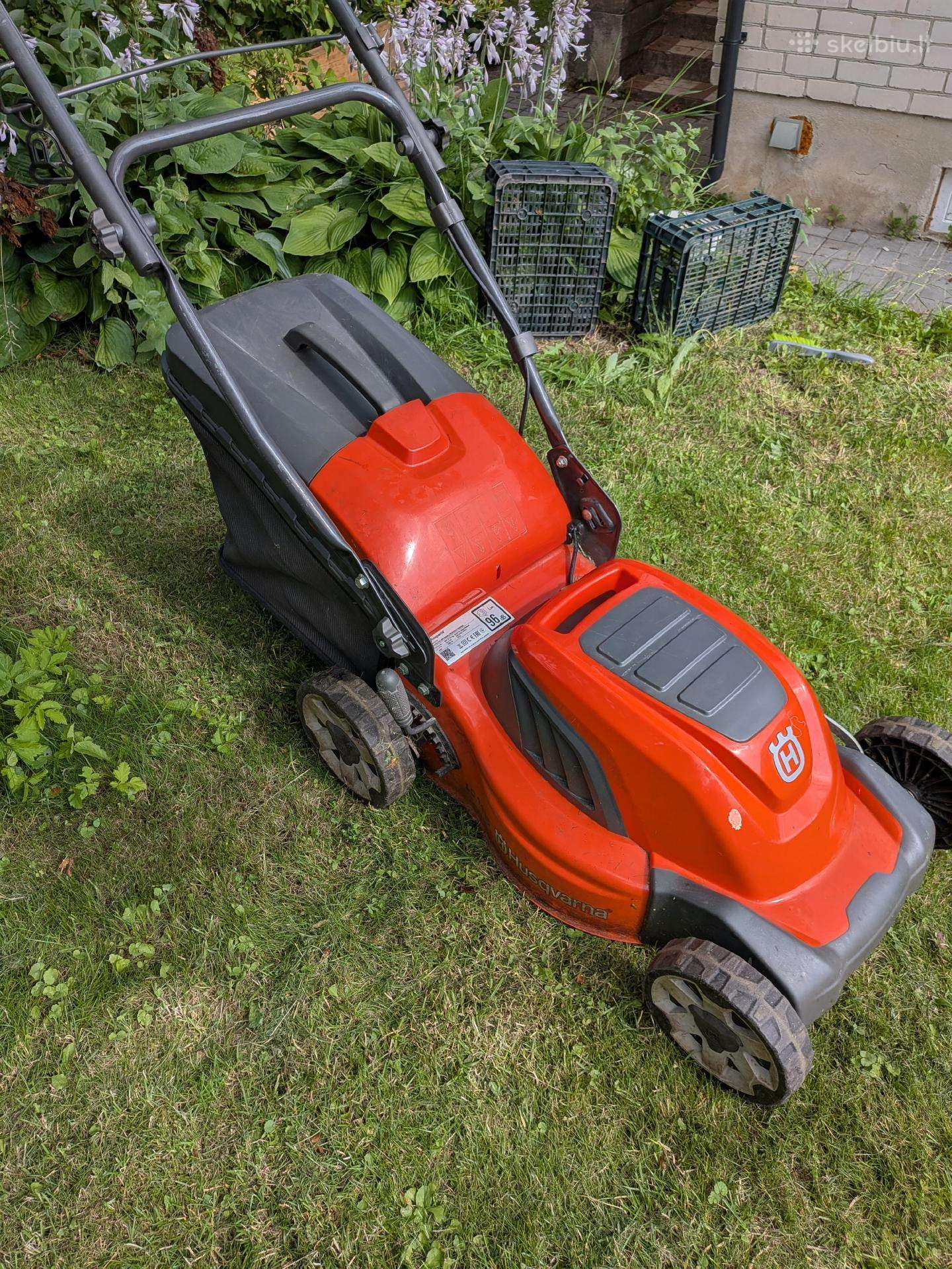 Husqvarna Lc141c