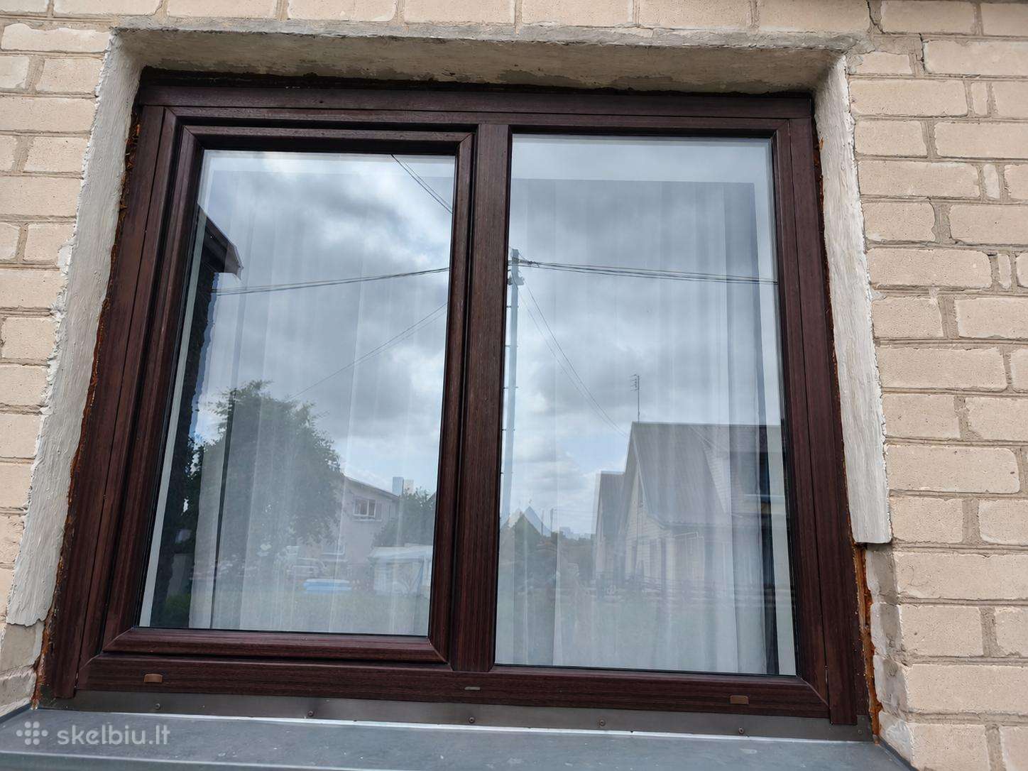 Plastikinis langas dvieju stiklu paketas
