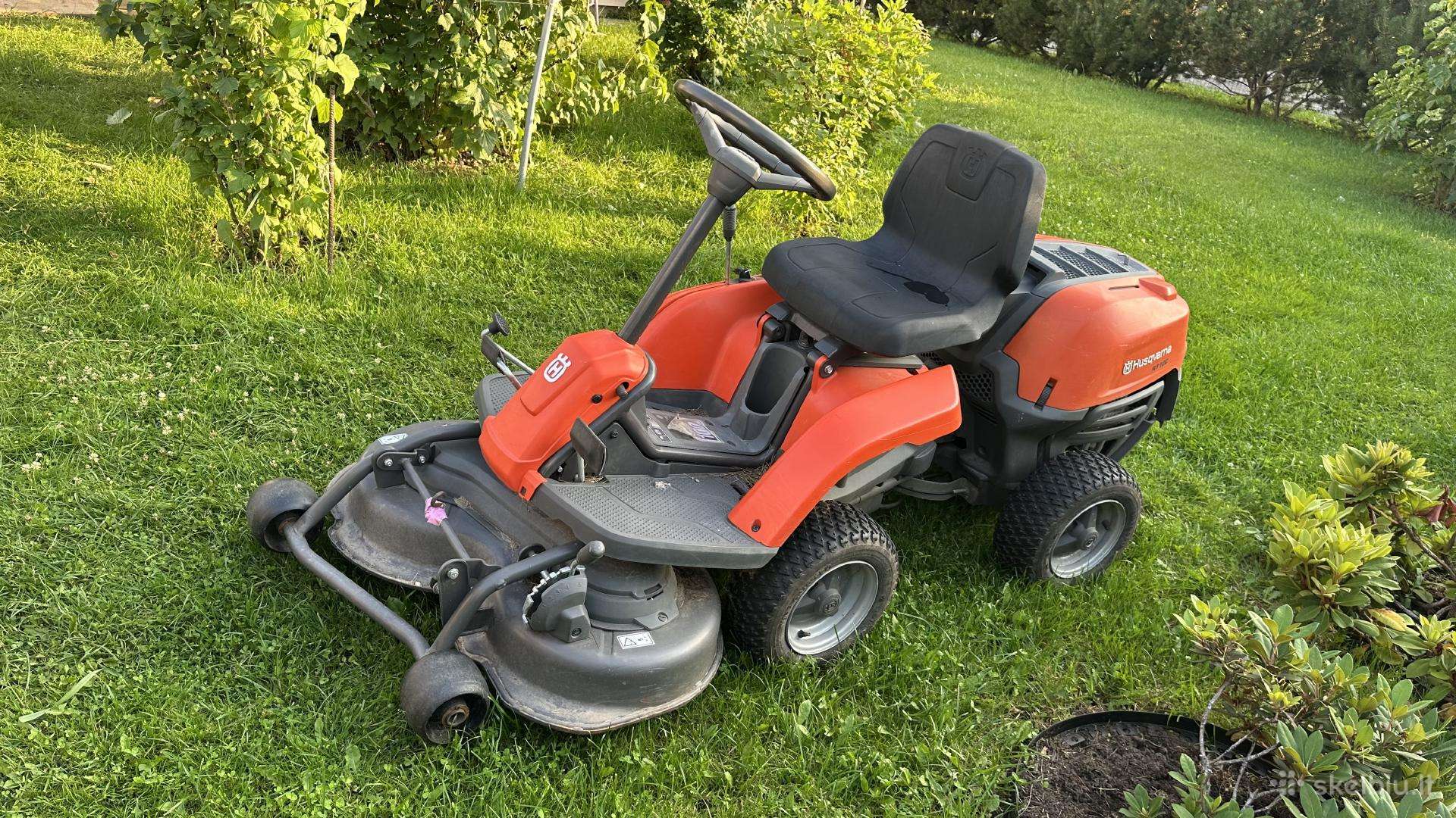 Parduodamas Husqvarna Rider R112c (2021 m.)