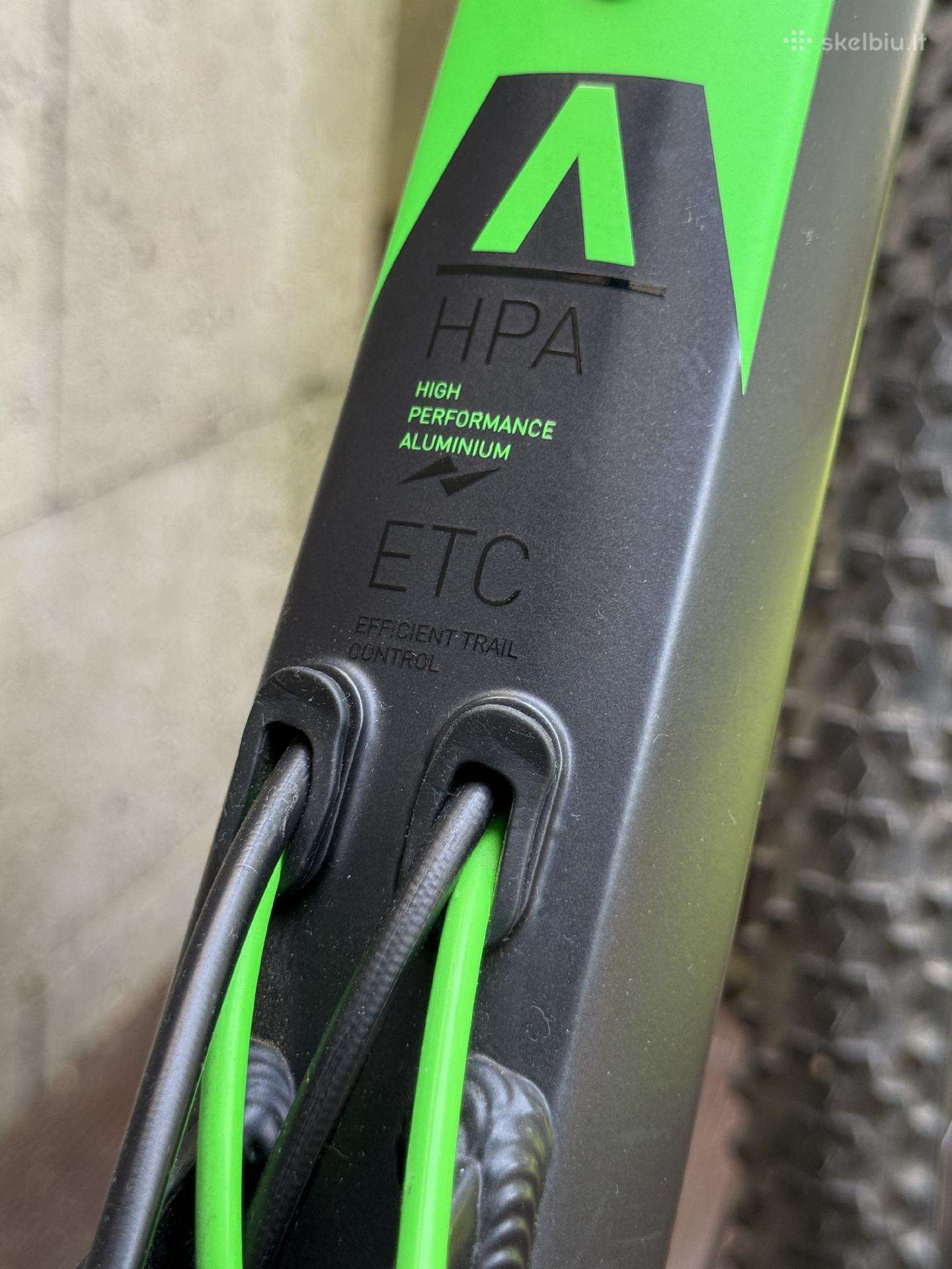 Mountain bike Cube