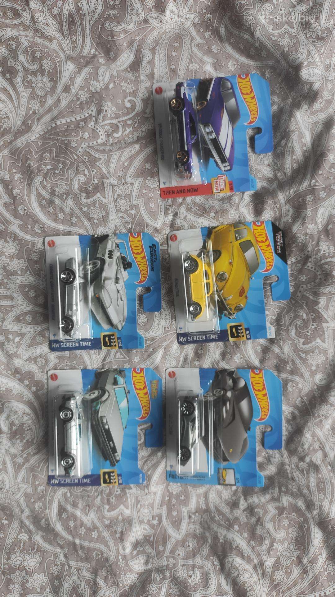 Hotwheels mašinėles