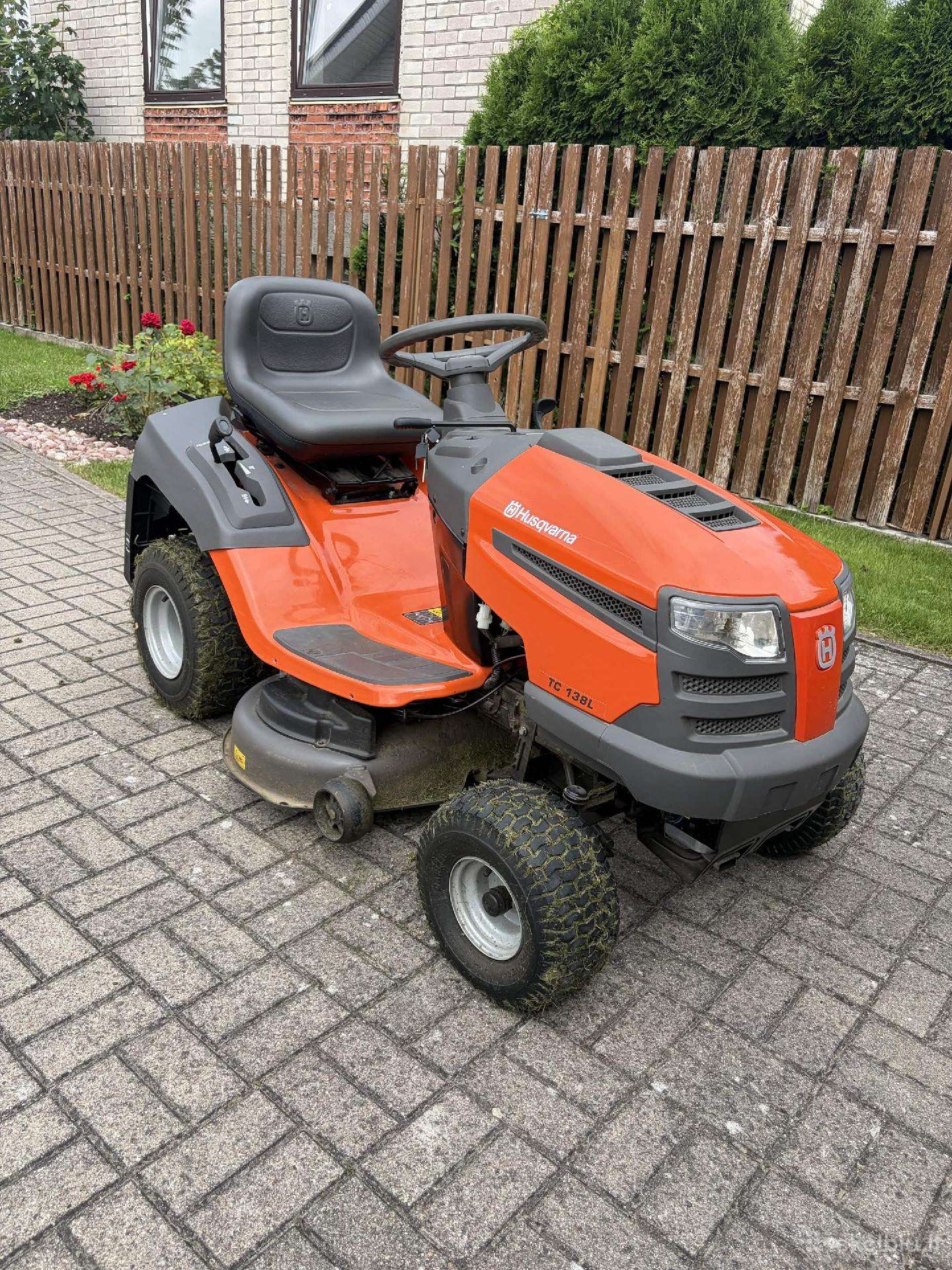 Husqvarna Tc138l Traktorius (2023)