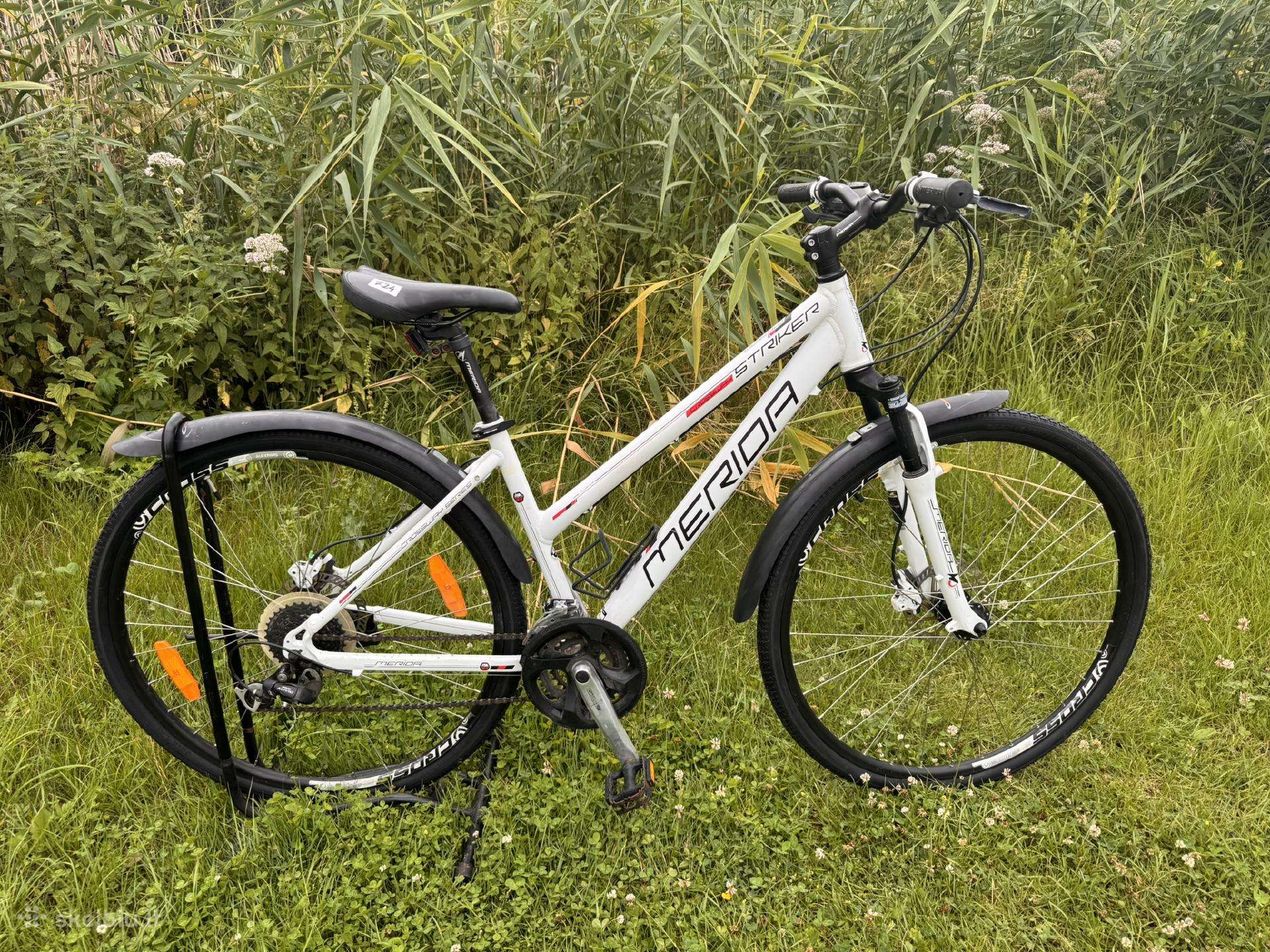 Merida crossway striker hibridinis dviratis