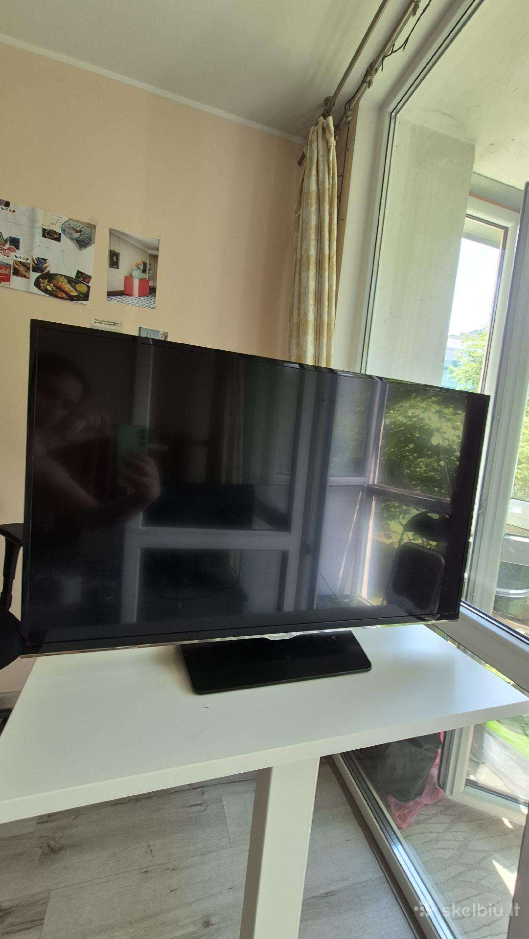 Senas Samsung Smart TV televizorius 82cm įstrižain