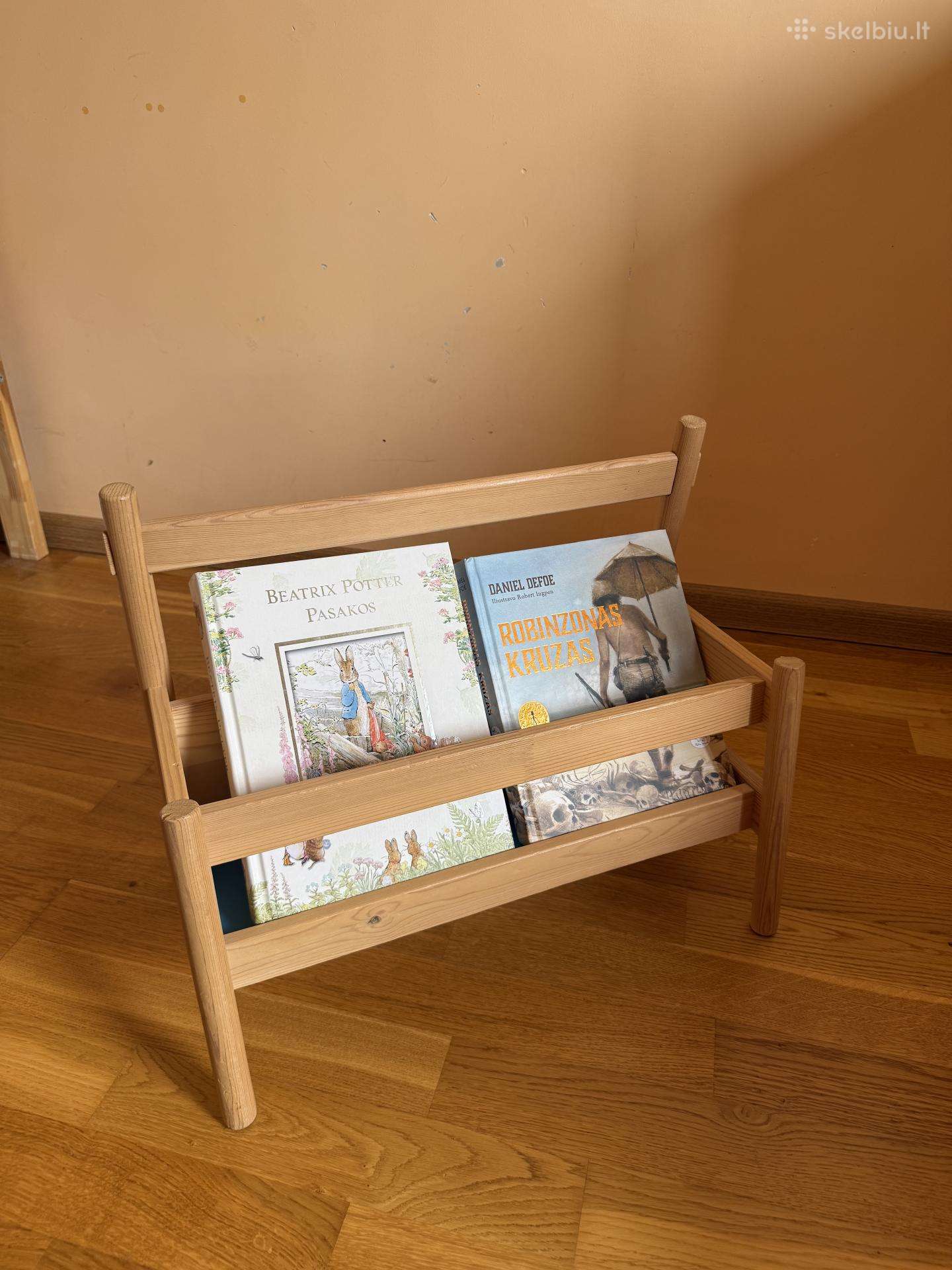 Ikea vaikiškų knygų laikymo stovas