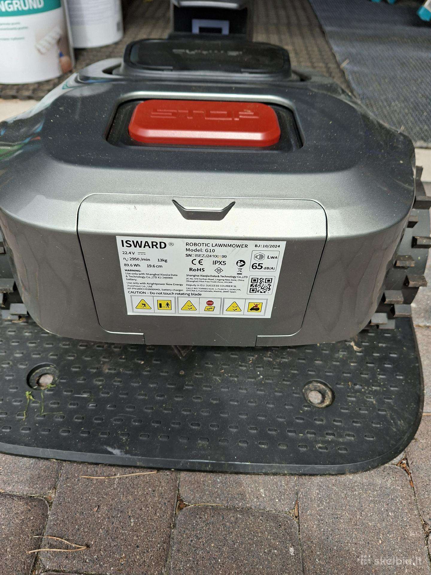 Vejos robotas isward g10